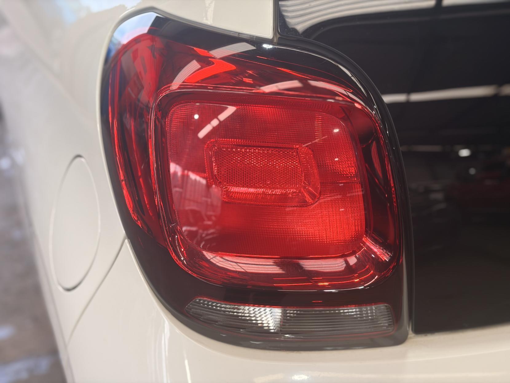 Citroen C1 - Image 11