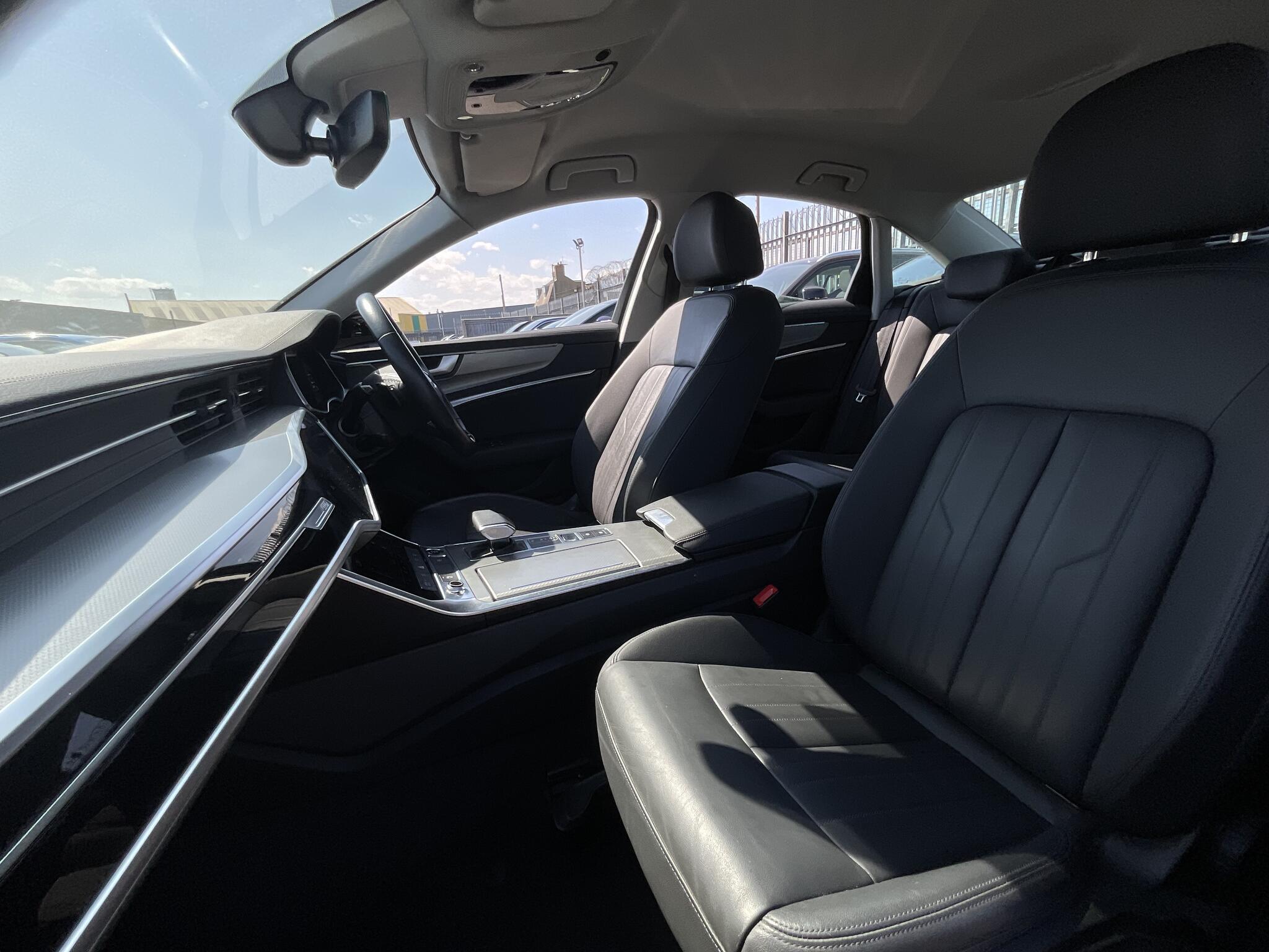 Audi A6 Saloon - Image 18