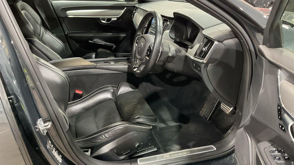Volvo V90 - Image 10