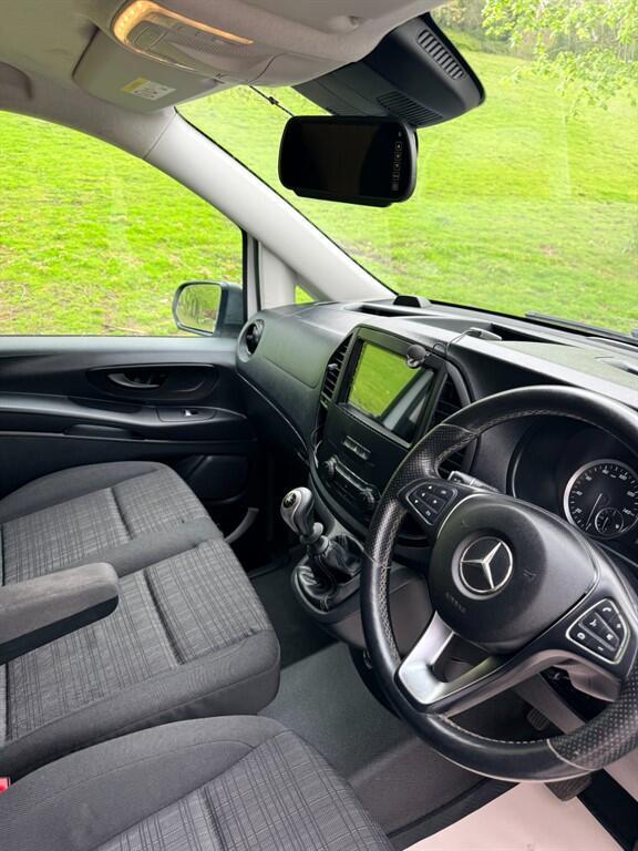 Mercedes Vito - Image 21