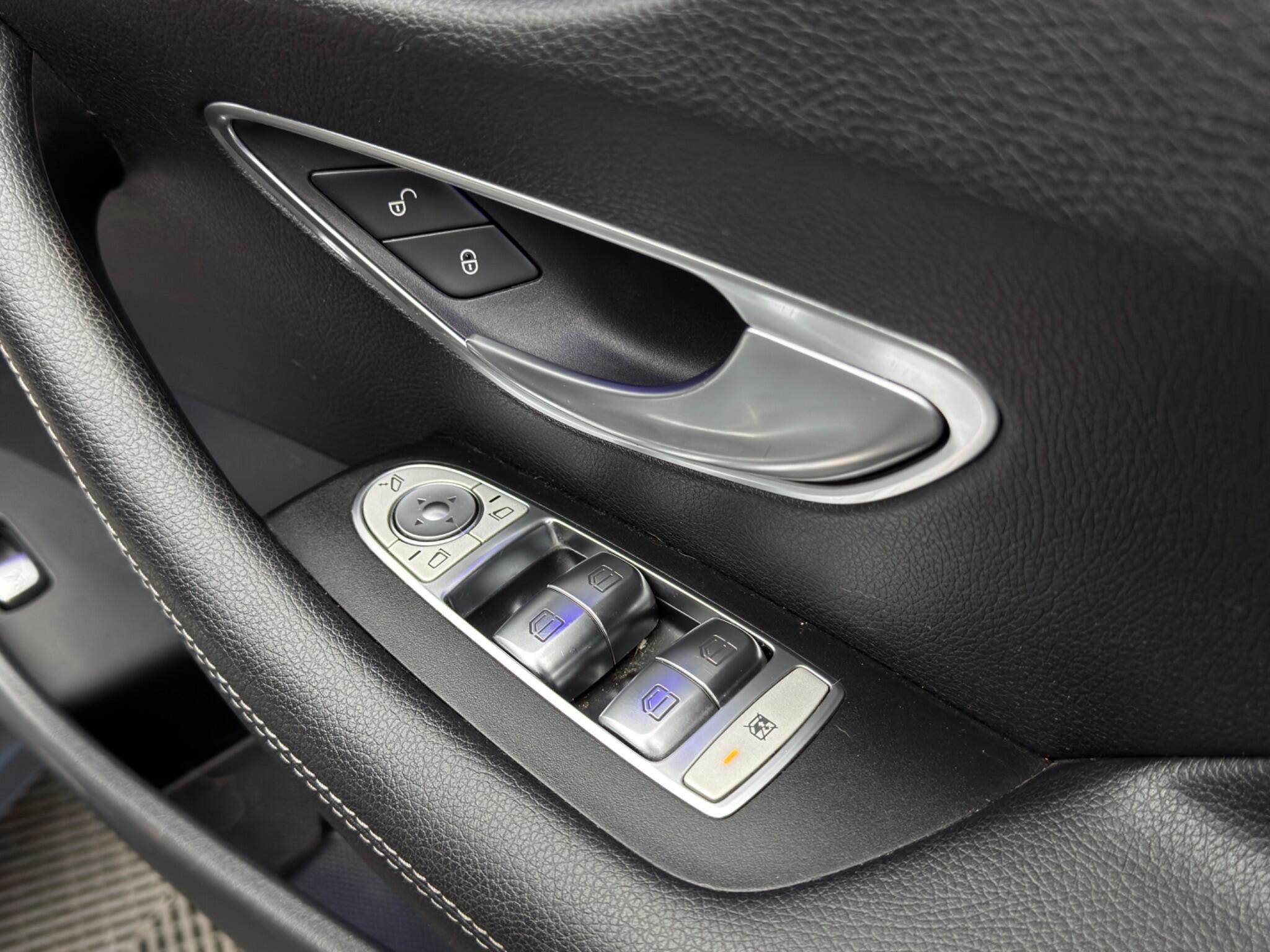 Mercedes E Class - Image 41