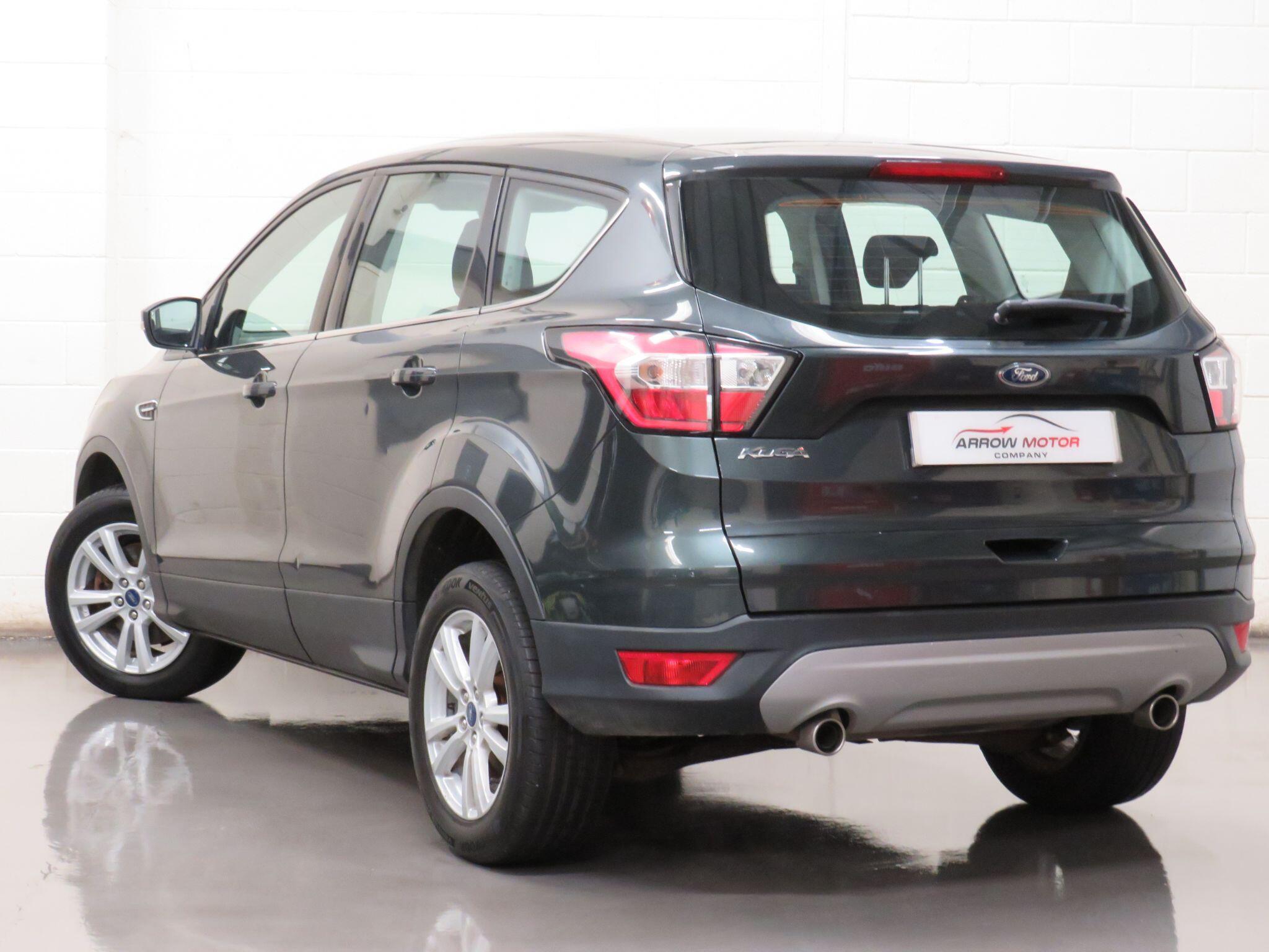 Ford Kuga - Image 5