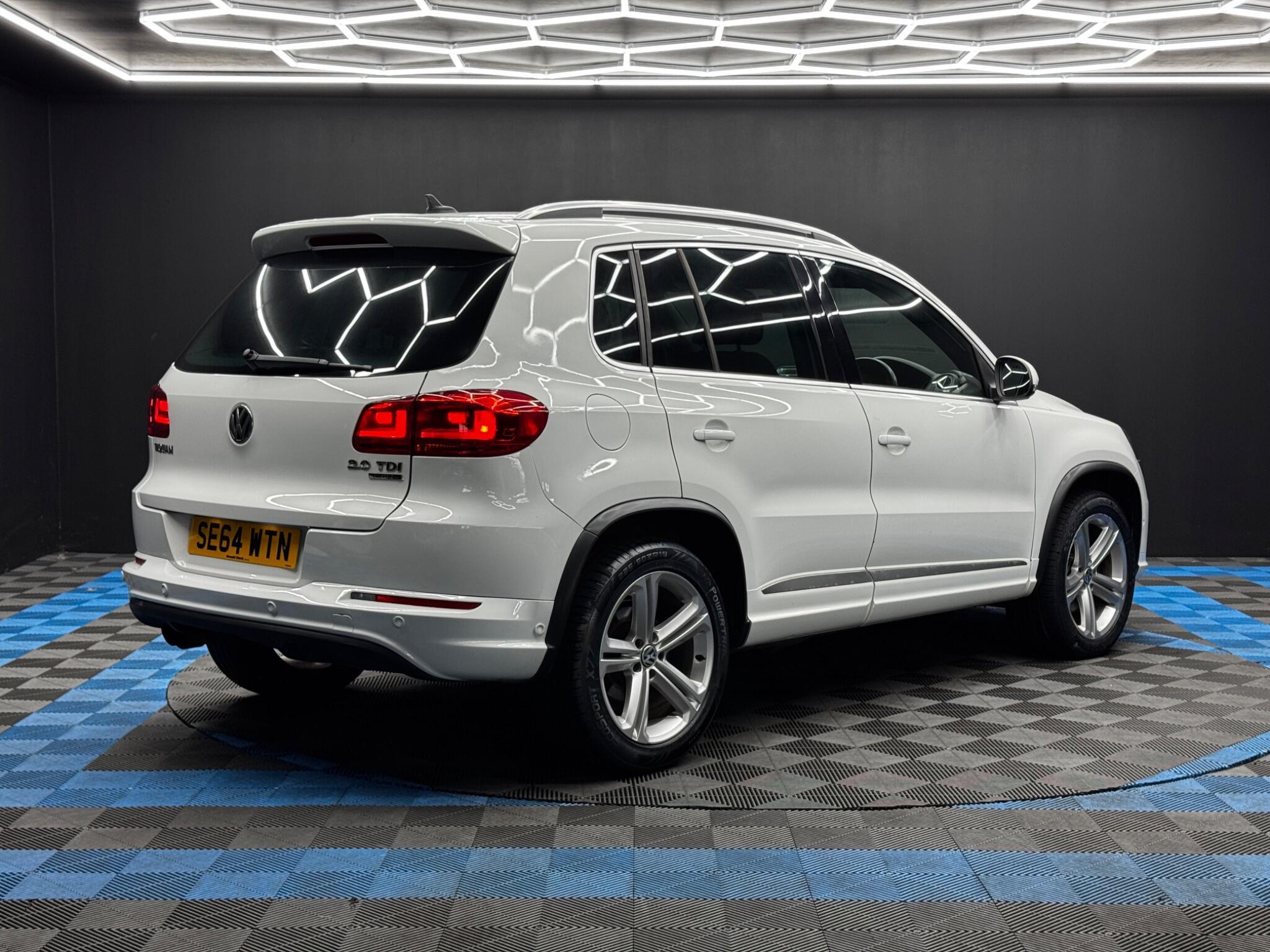 Volkswagen Tiguan - Image 5