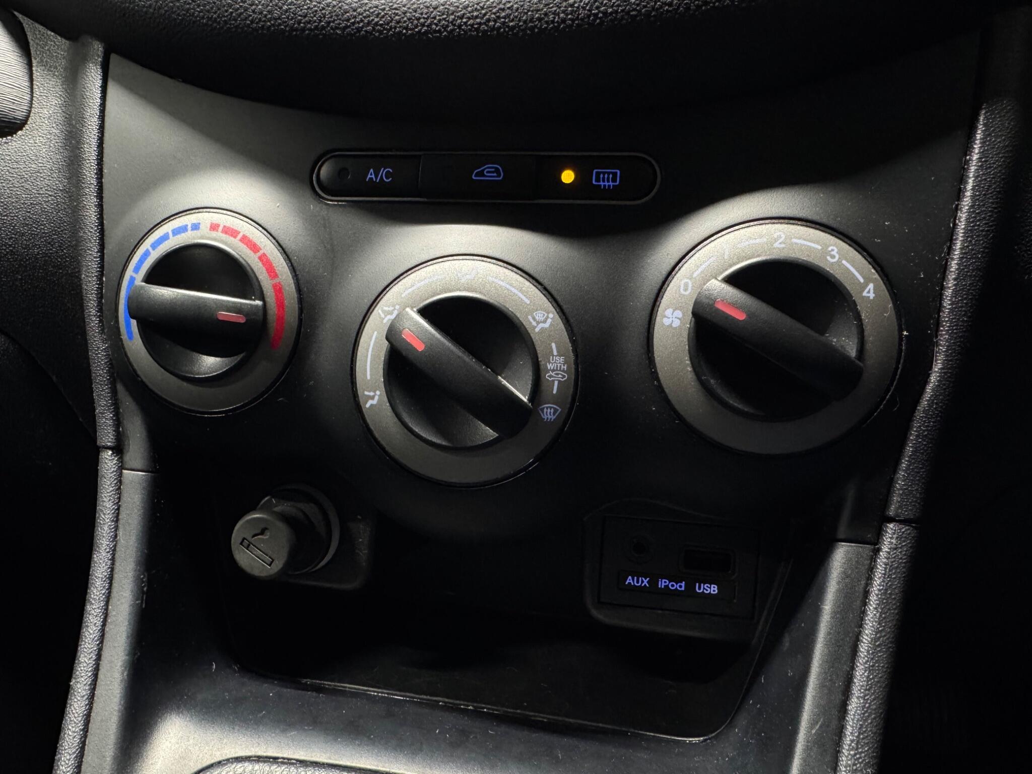 Hyundai i10 - Image 11