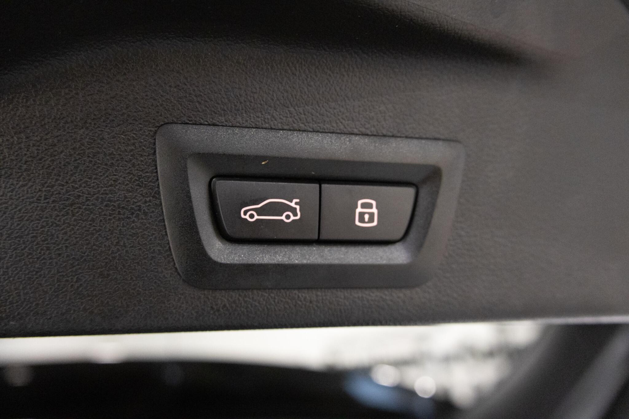 BMW X5 - Image 12