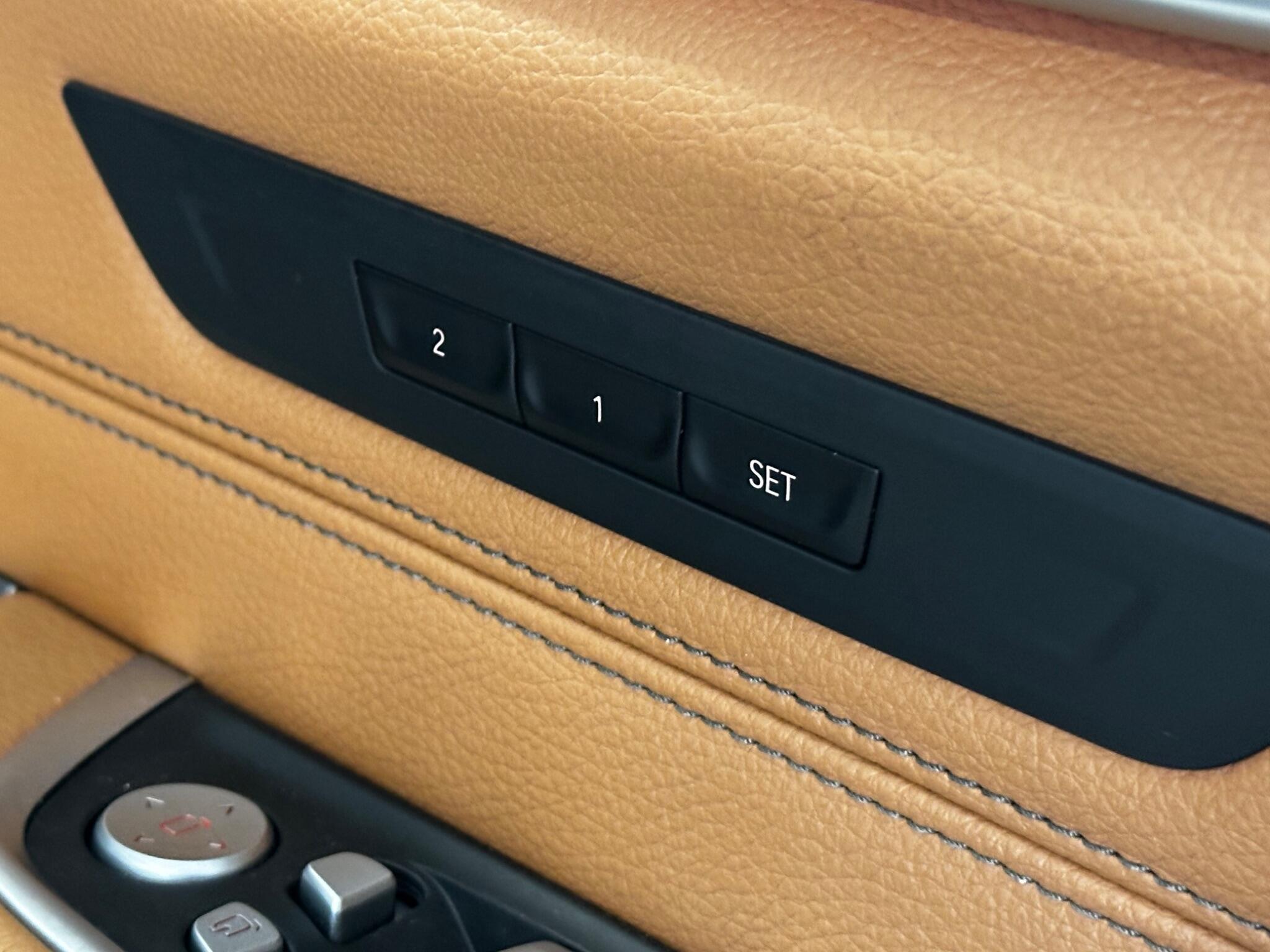 BMW 6 SERIES GRAN TURISMO - Image 13