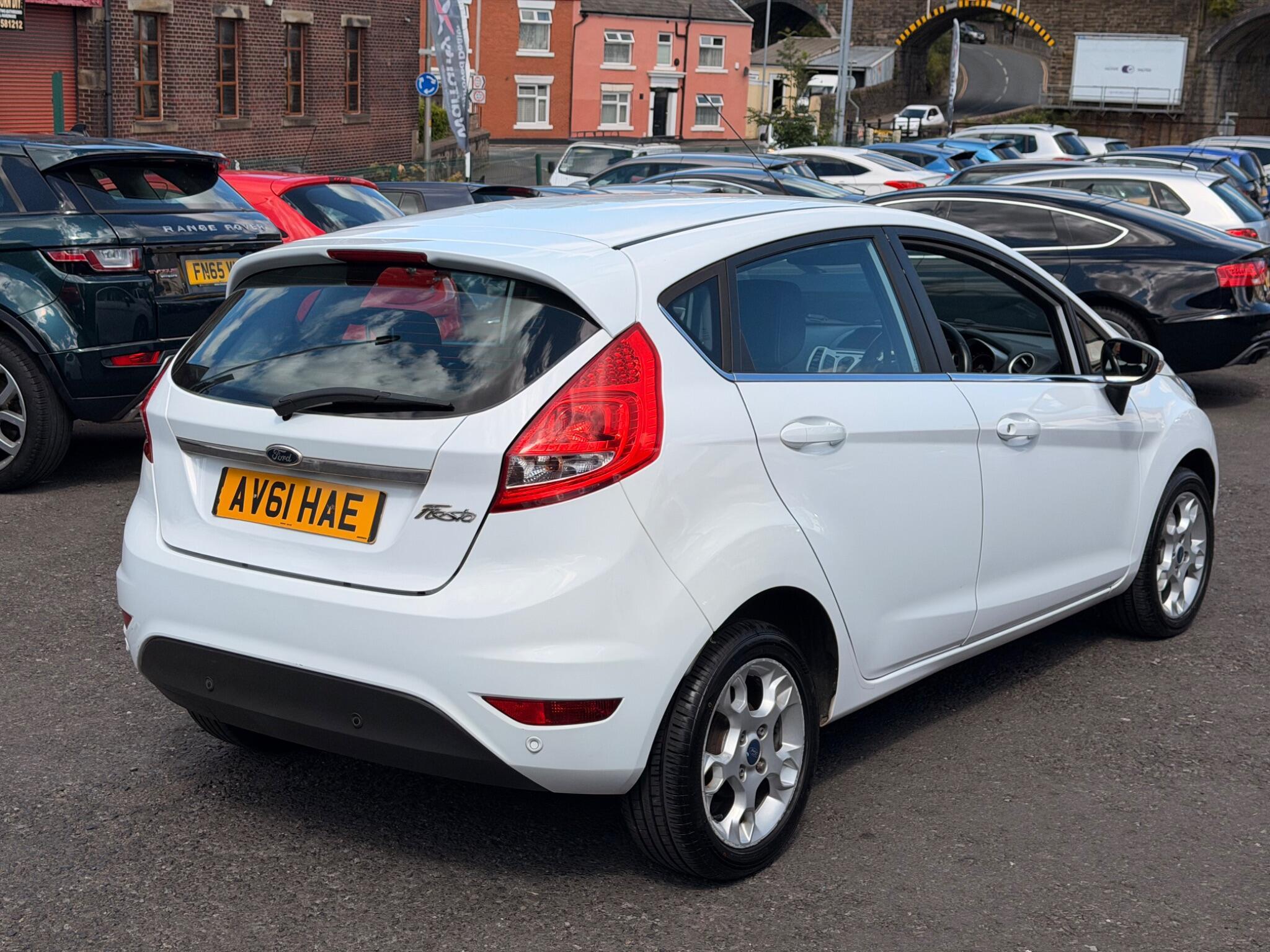 Ford Fiesta - Image 7