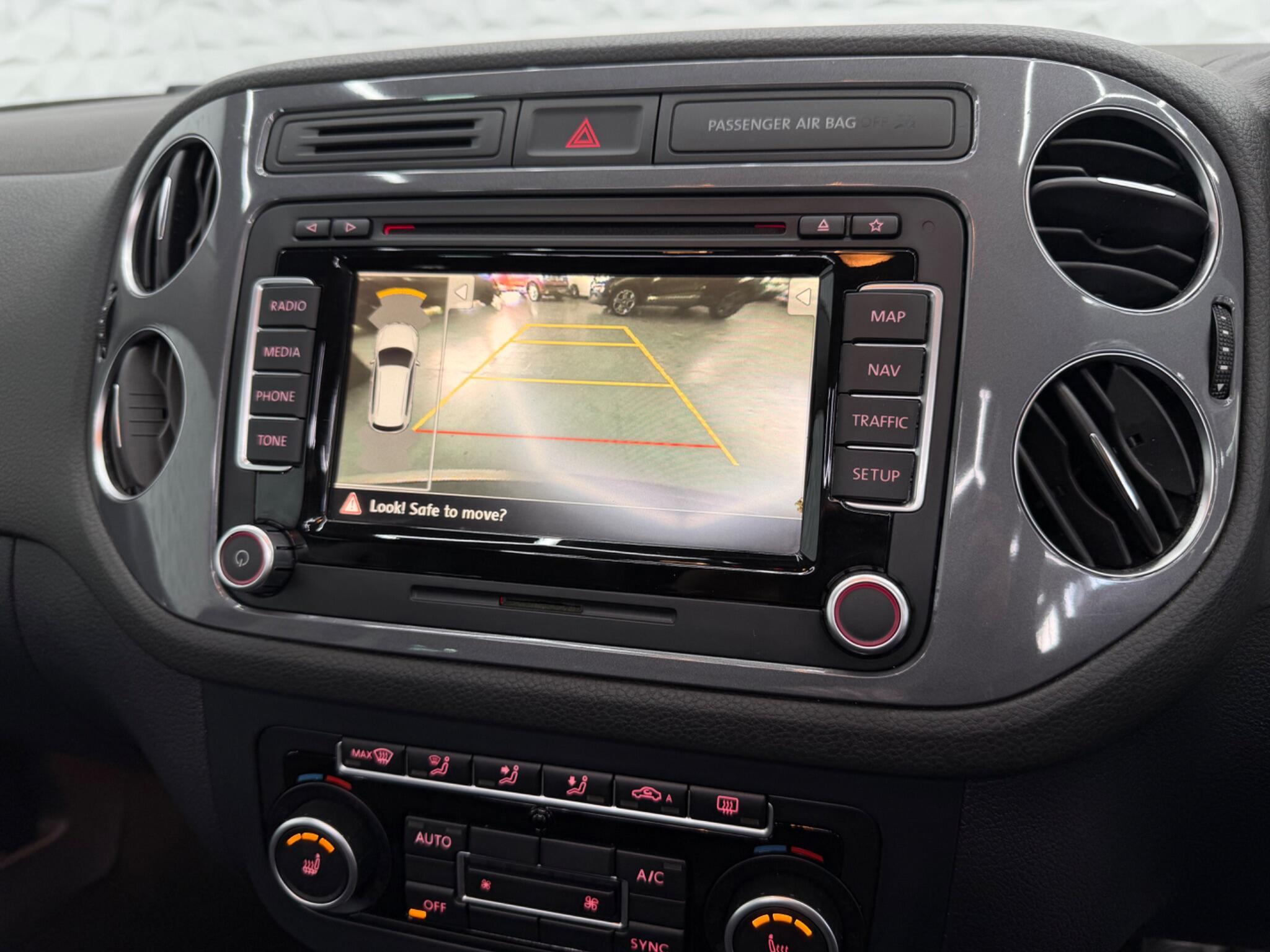 Volkswagen Tiguan - Image 29