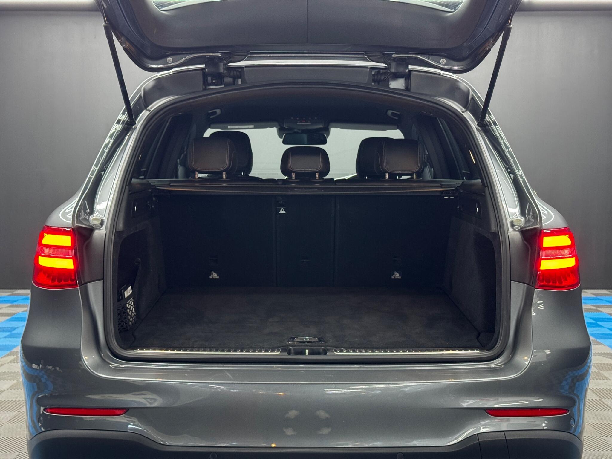 Mercedes GLC - Image 35