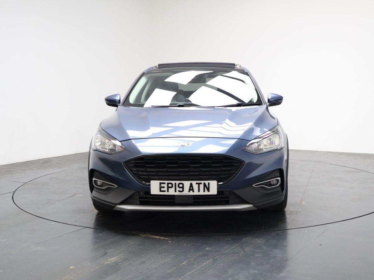 Ford Focus - Image 5