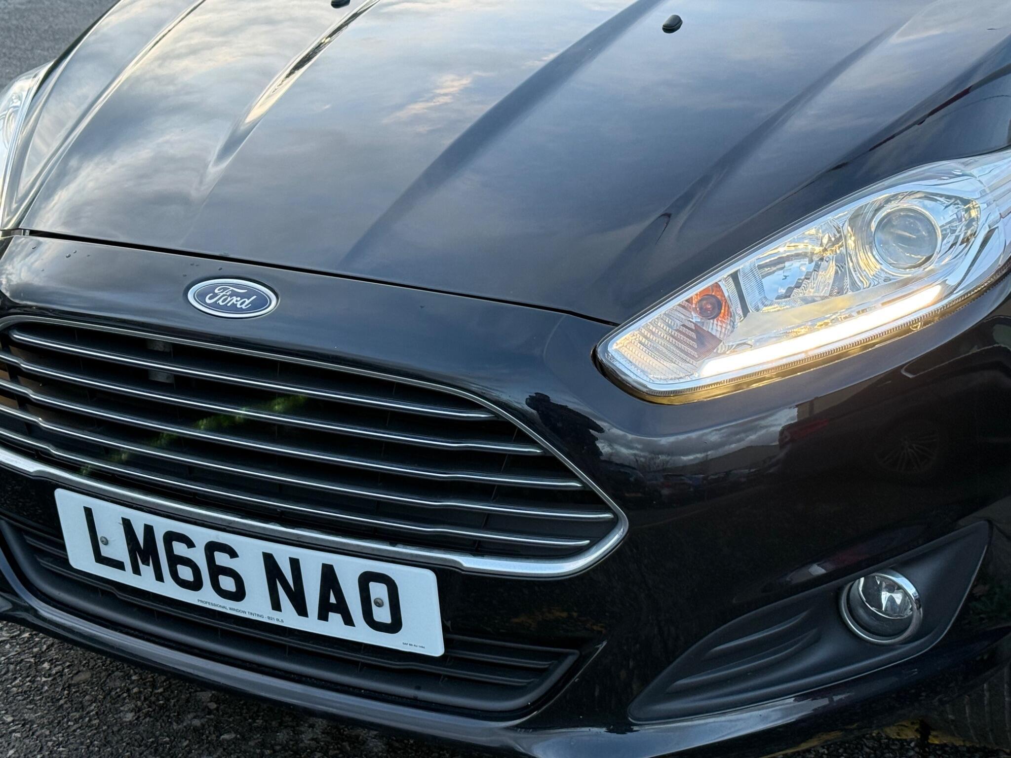 Ford Fiesta - Image 14