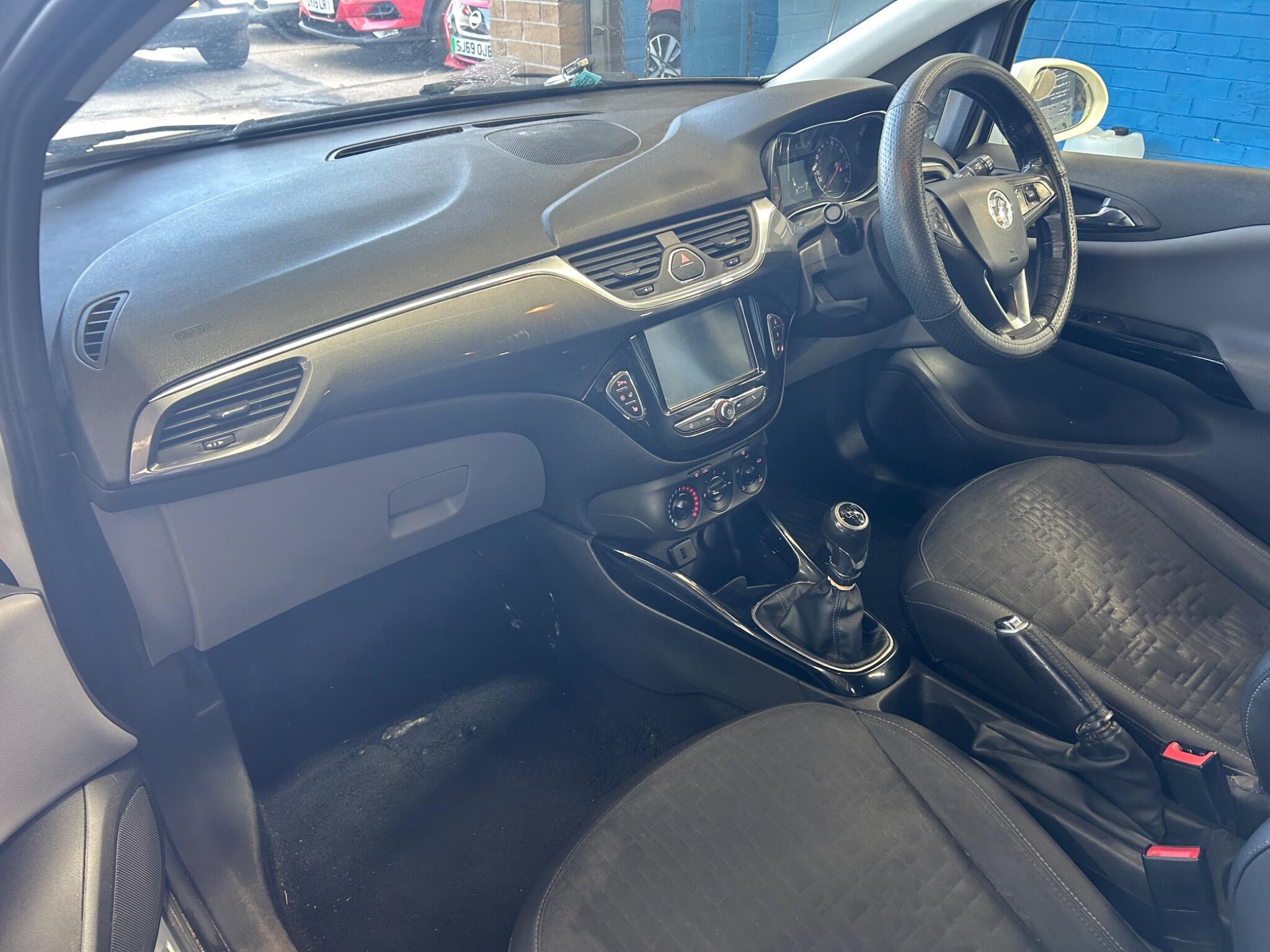 Vauxhall Corsa - Image 10