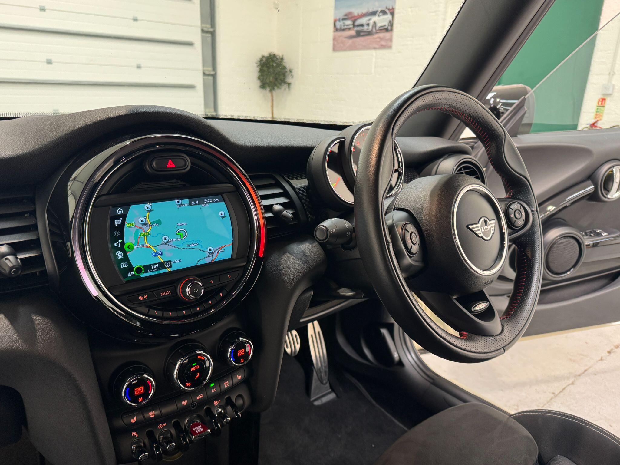 MINI Hatch - Image 84