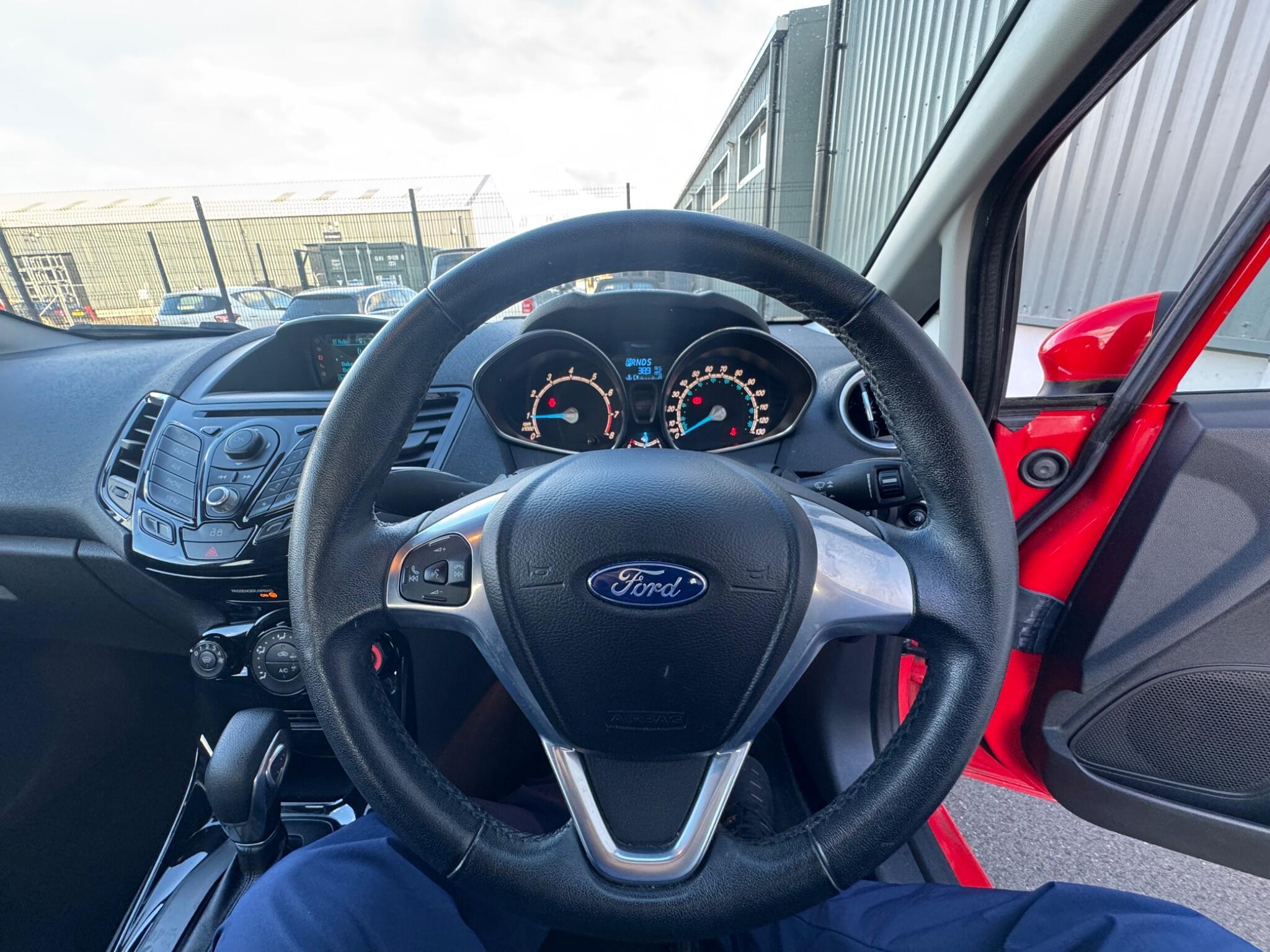 Ford Fiesta - Image 13