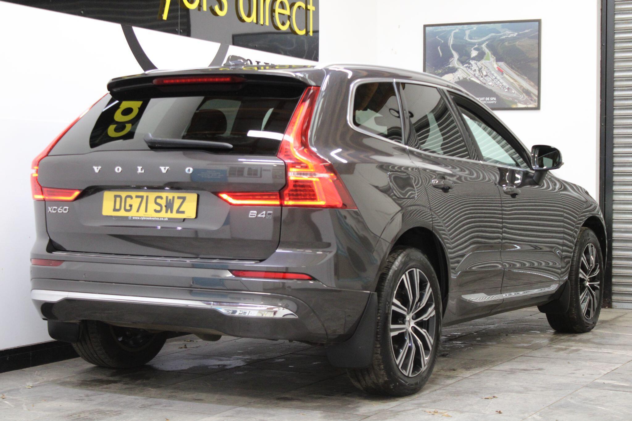 Volvo XC60 - Image 12
