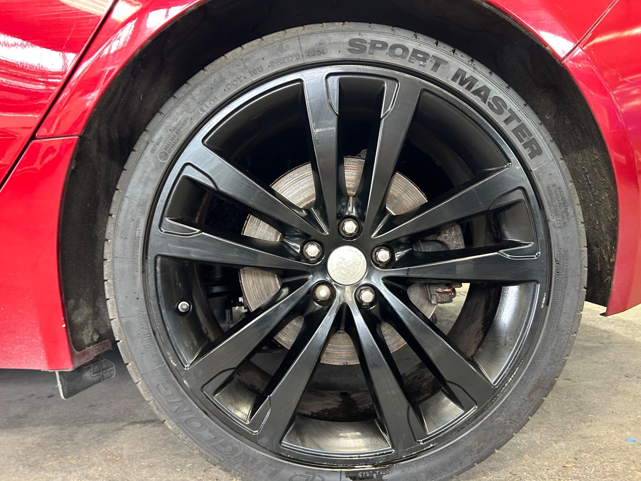 Jaguar XF - Image 28