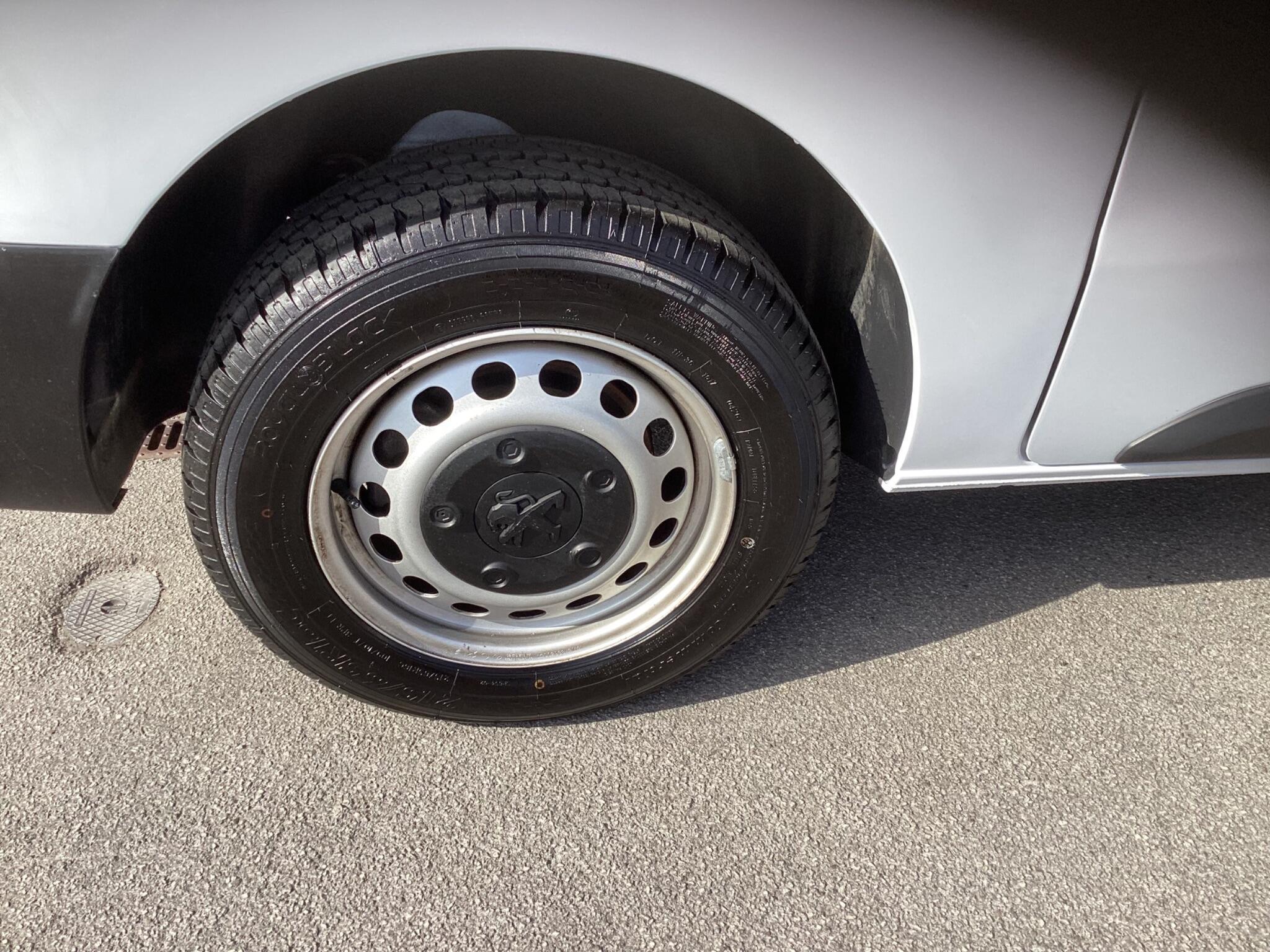 Peugeot Expert - Image 11
