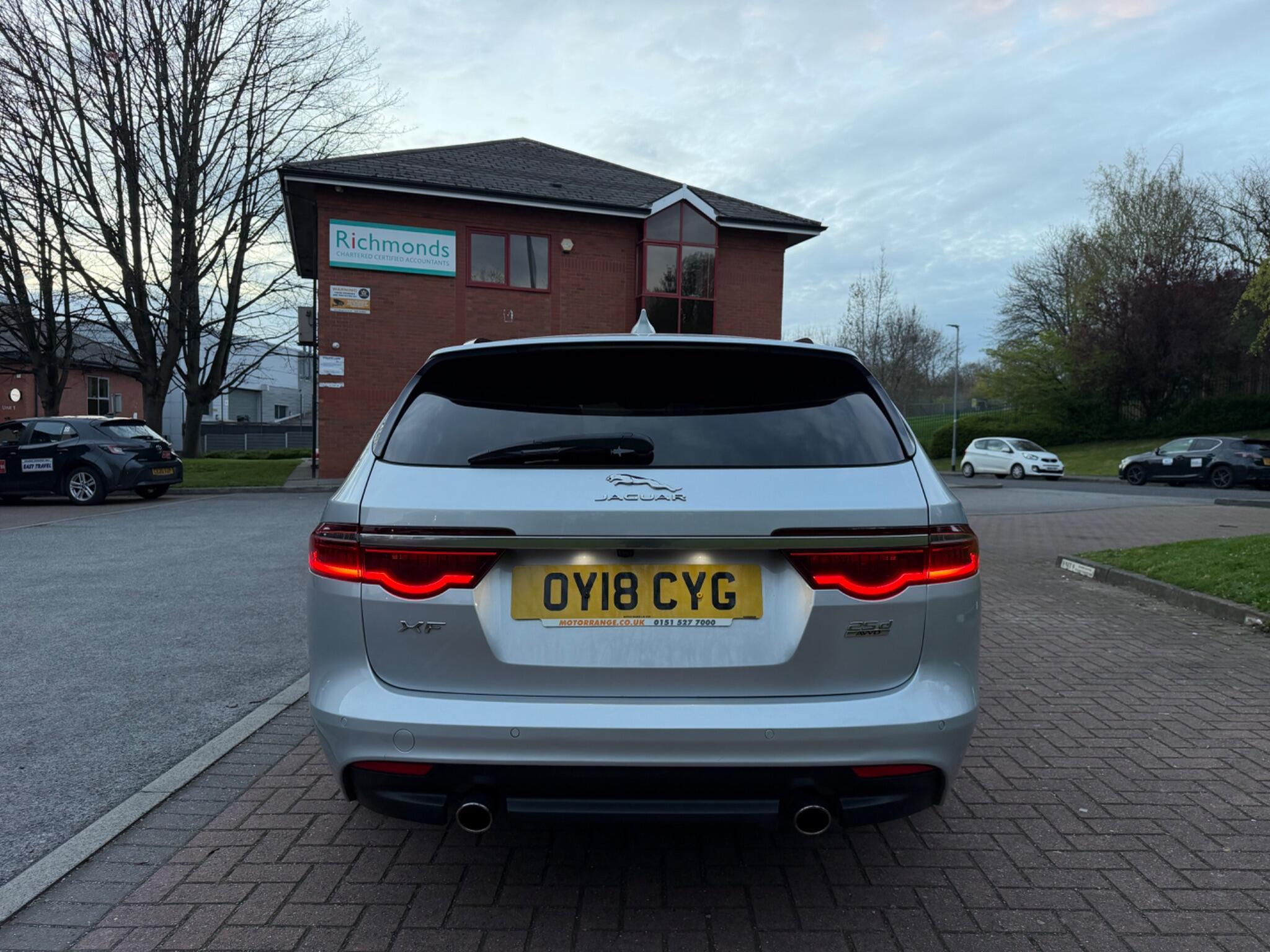 Jaguar XF - Image 12