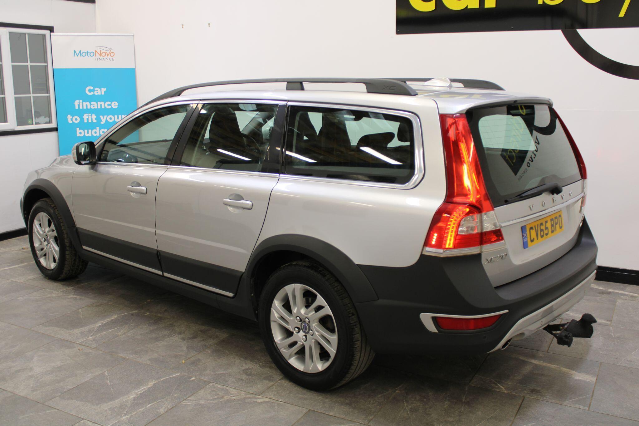 Volvo XC70 - Image 19