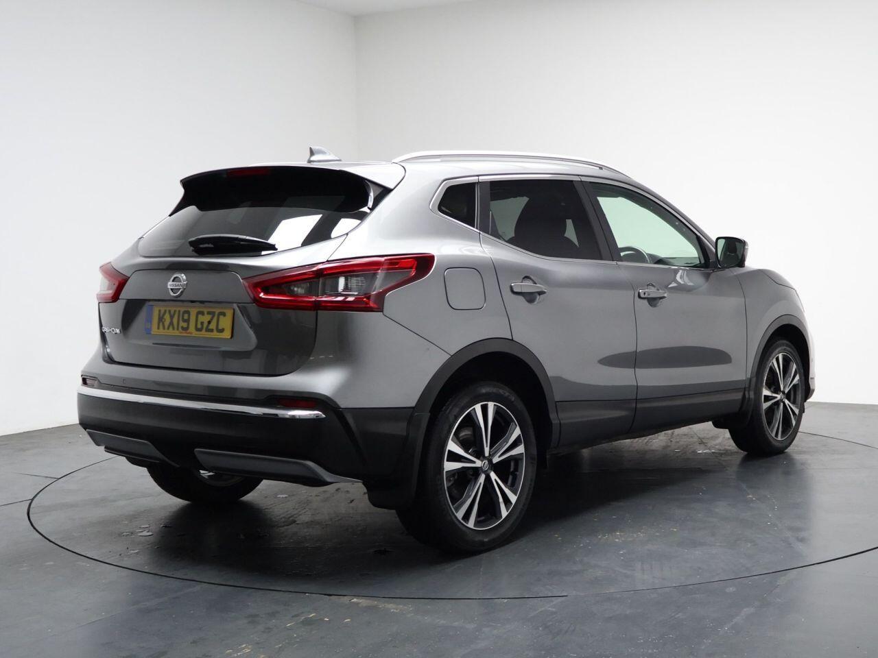 Nissan Qashqai - Image 12