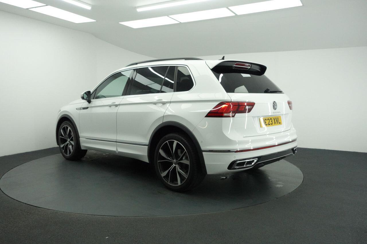 Volkswagen Tiguan - Image 8