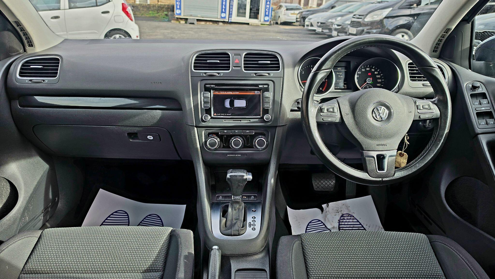 Volkswagen Golf - Image 20