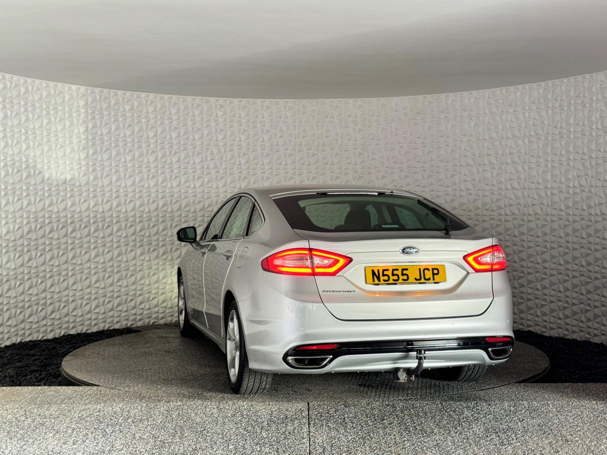 Ford Mondeo - Image 15