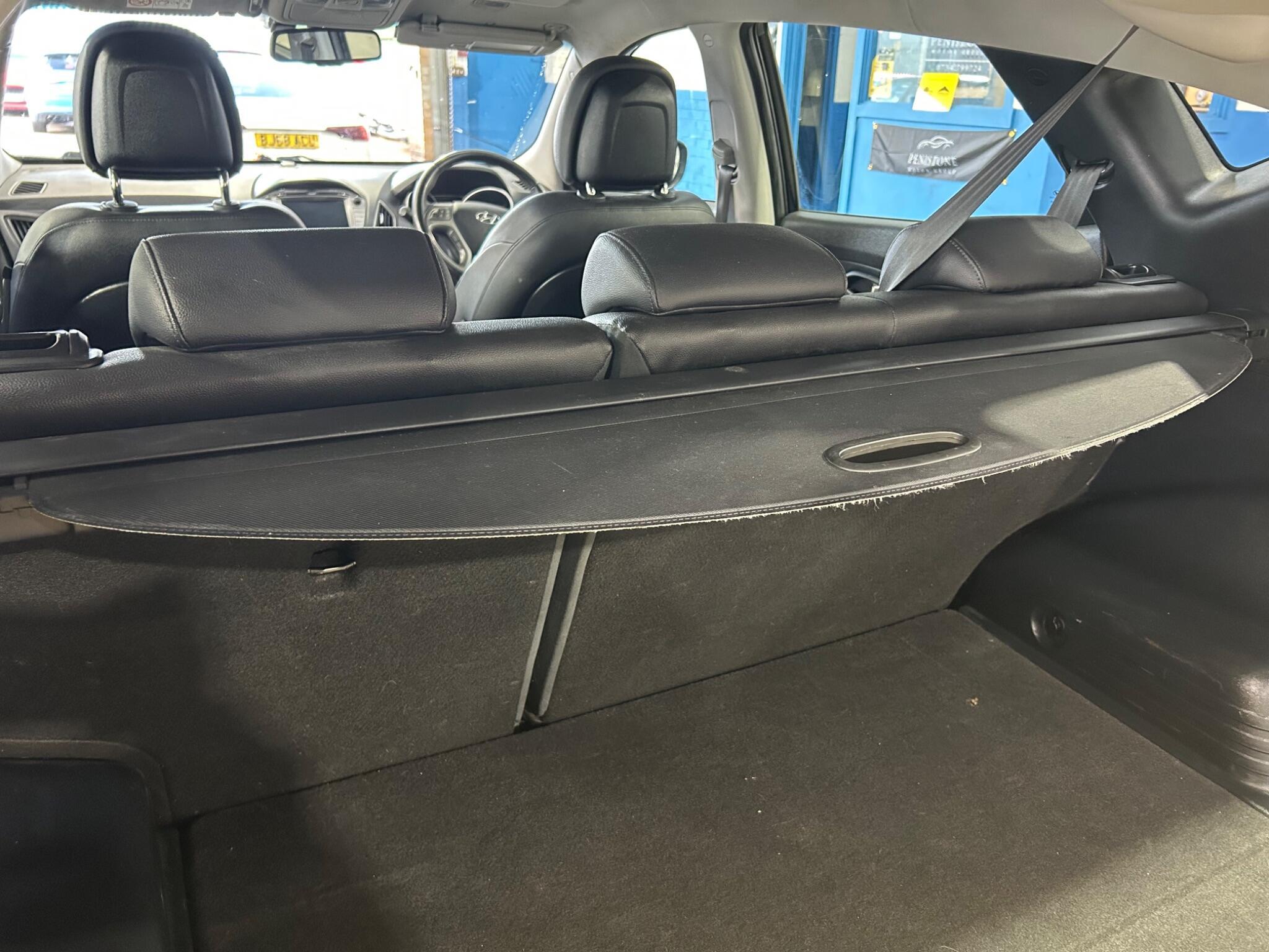 Hyundai ix35 - Image 28