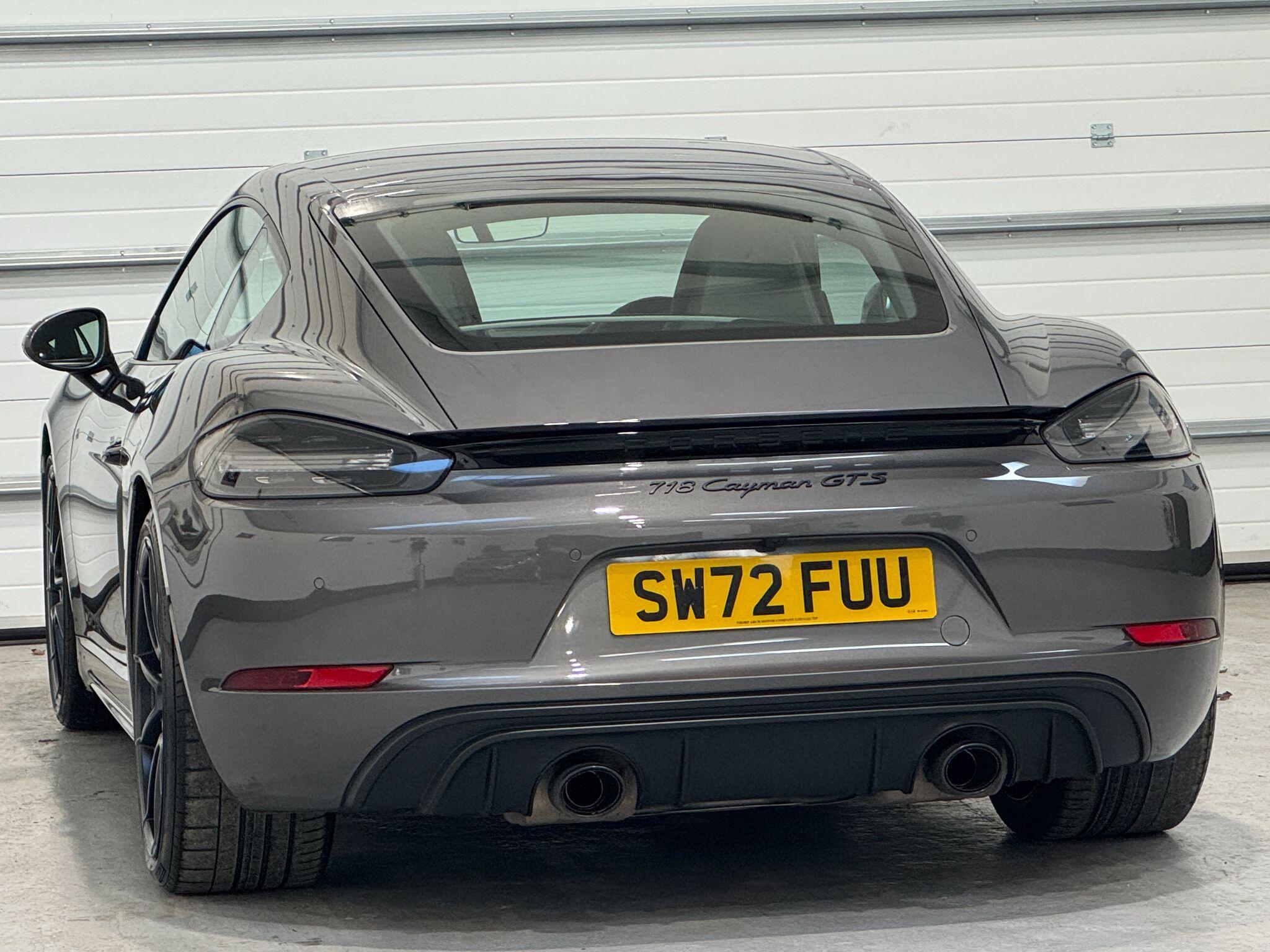 Porsche 718 Cayman - Image 16