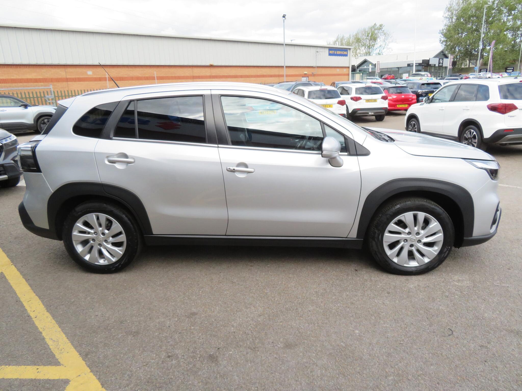 Suzuki S-Cross - Image 11