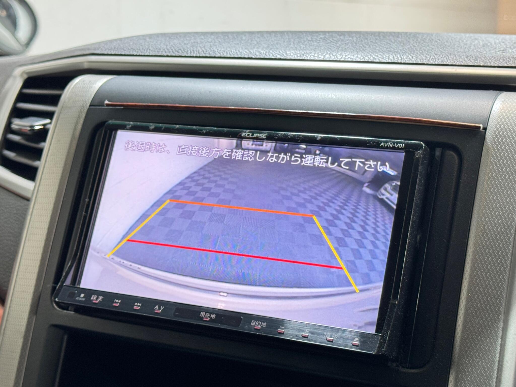 Toyota Vellfire - Image 14