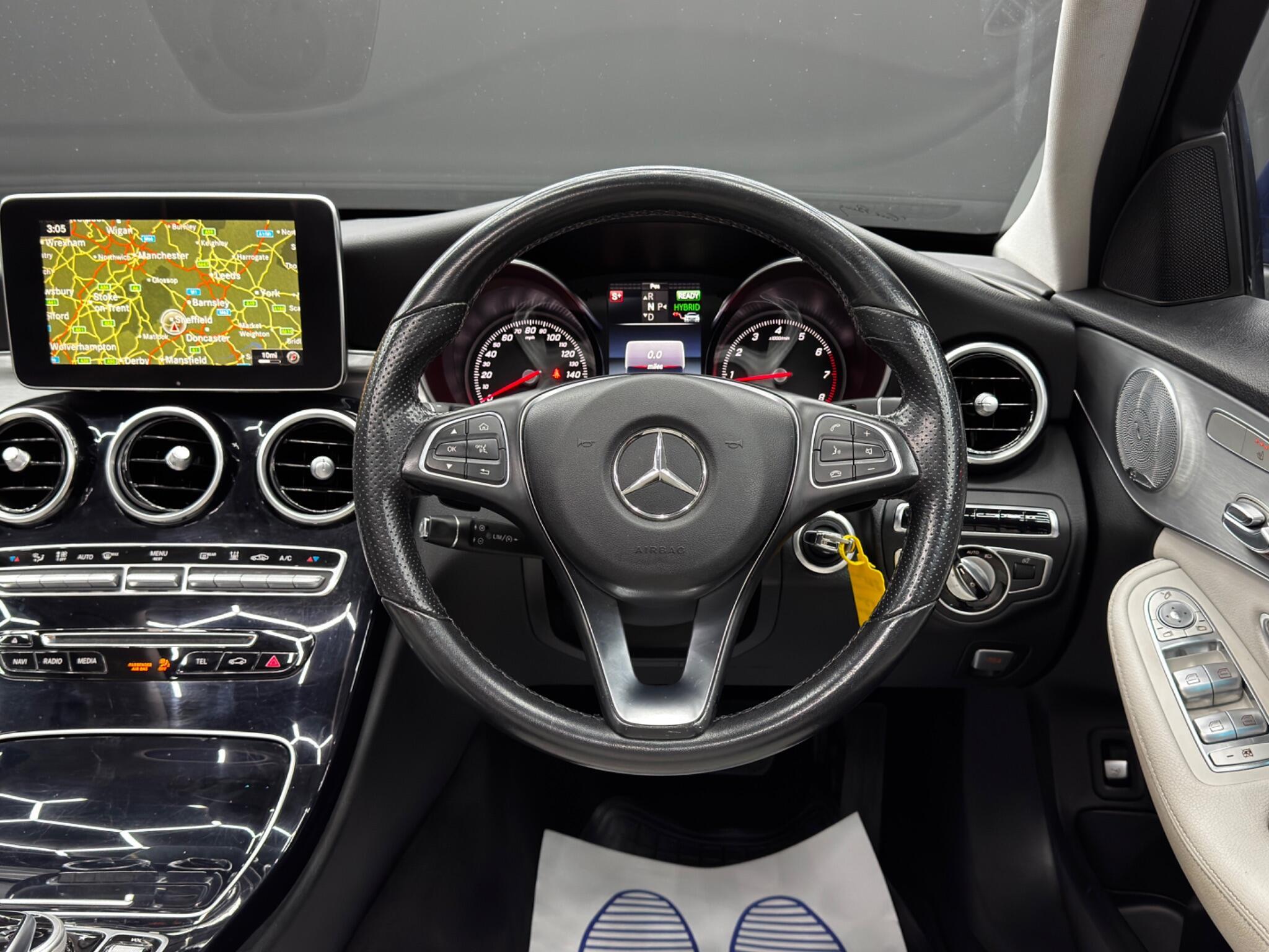 Mercedes C Class - Image 18