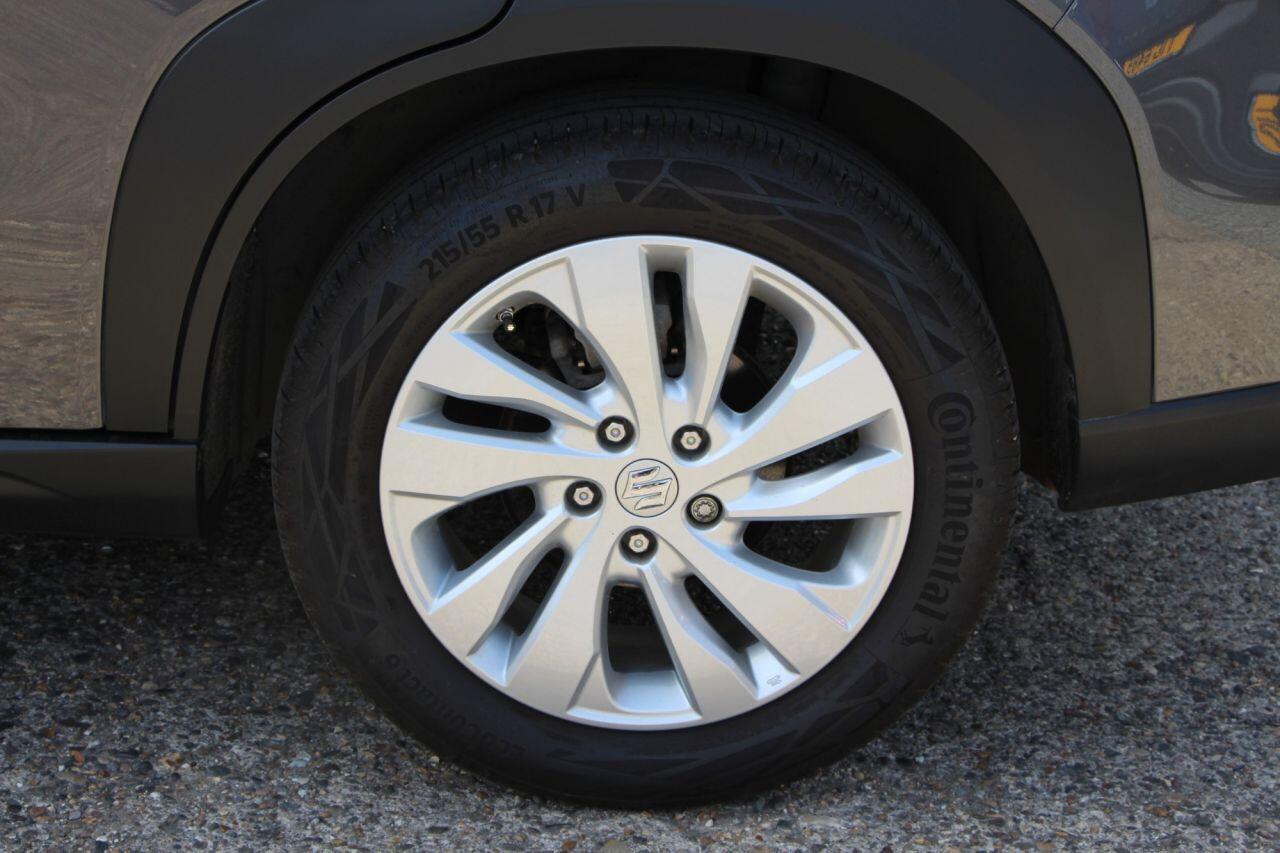 Suzuki S-Cross - Image 12