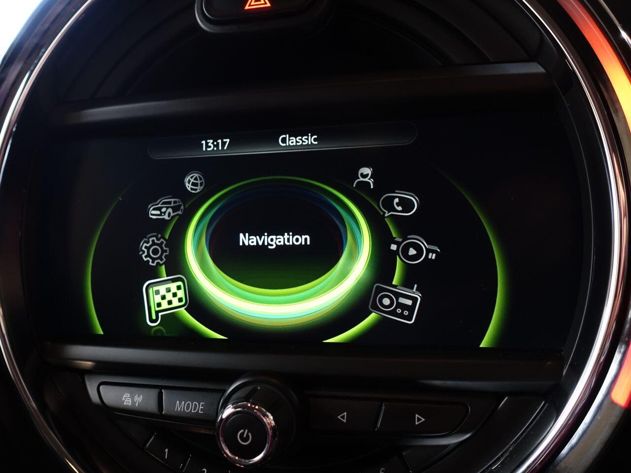 MINI Hatch - Image 32