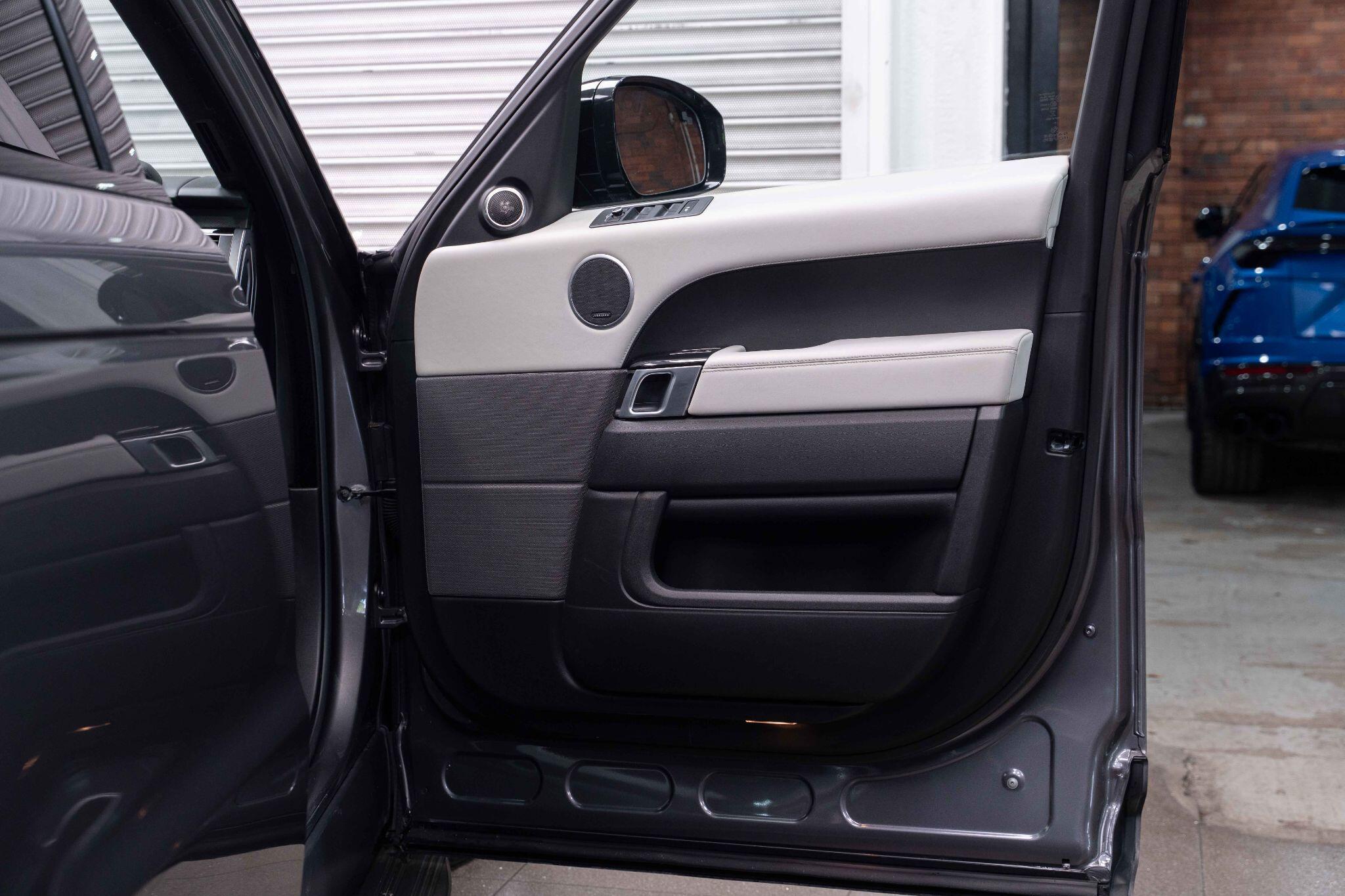 Land Rover RANGE ROVER SPORT - Image 27