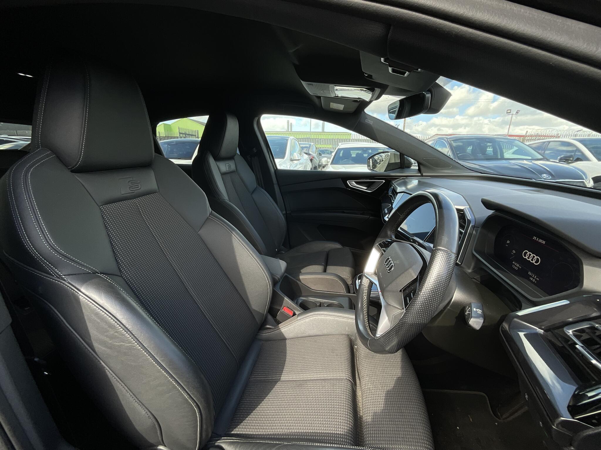 Audi Q4 E-Tron - Image 6