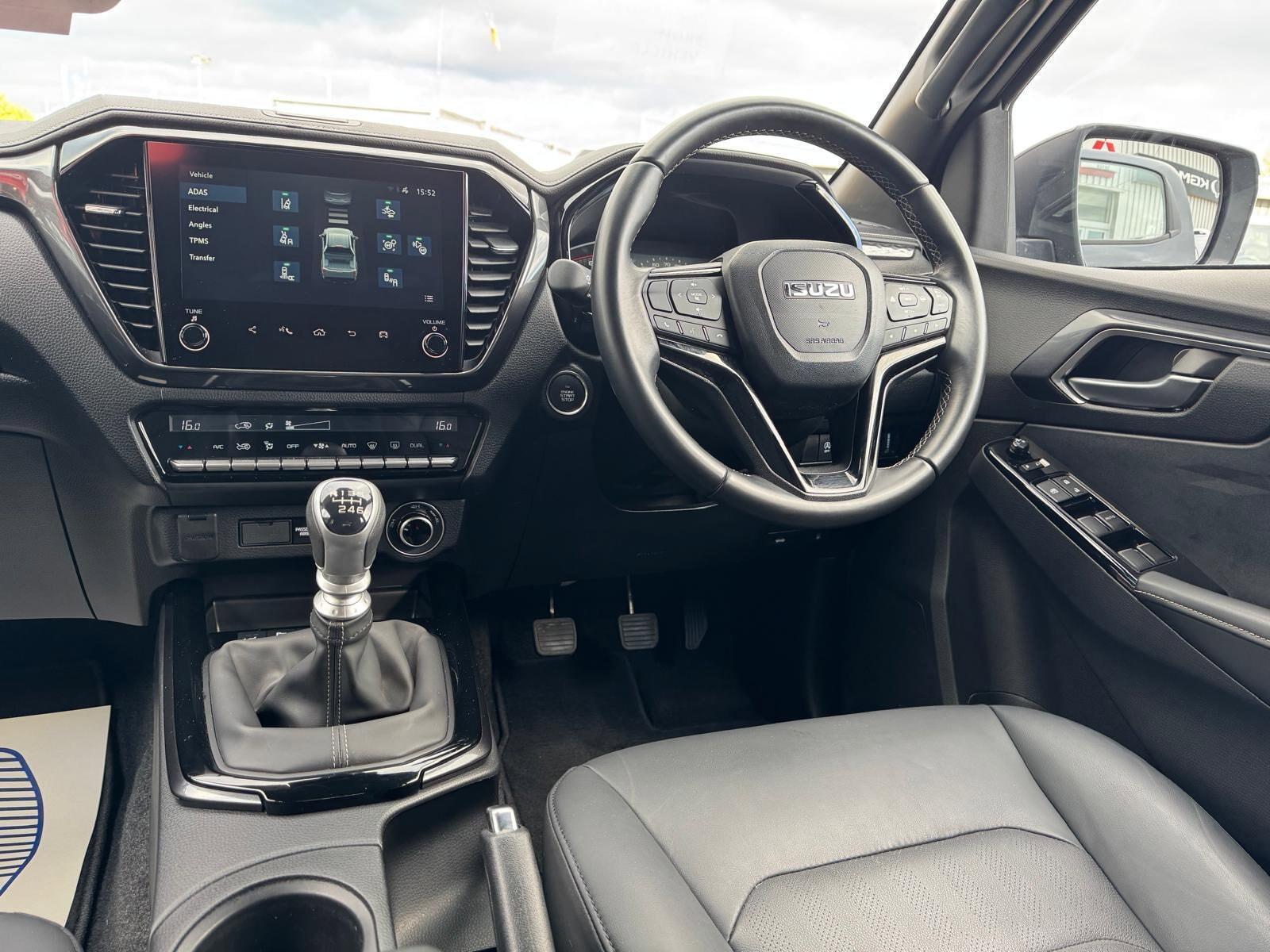 Isuzu D-MAX - Image 13