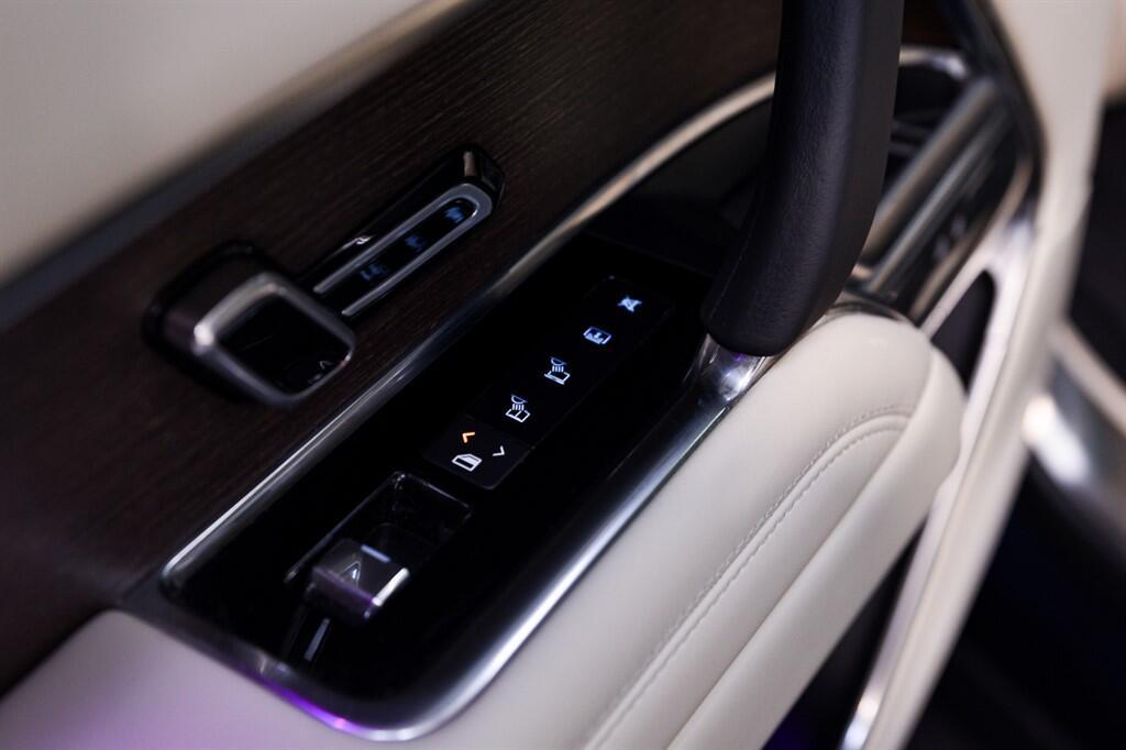 Land Rover Range Rover - Image 20