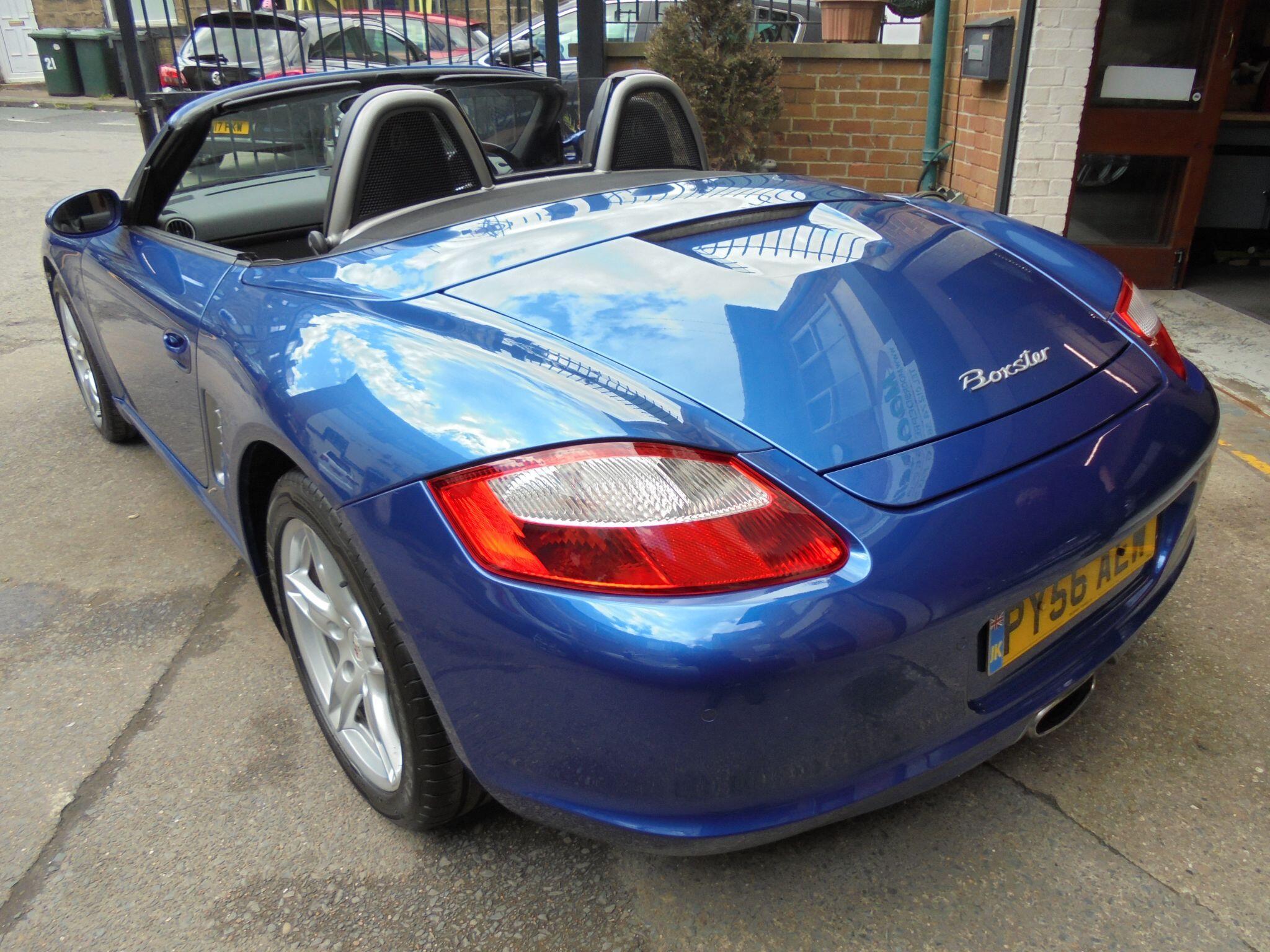 Porsche Boxster - Image 10