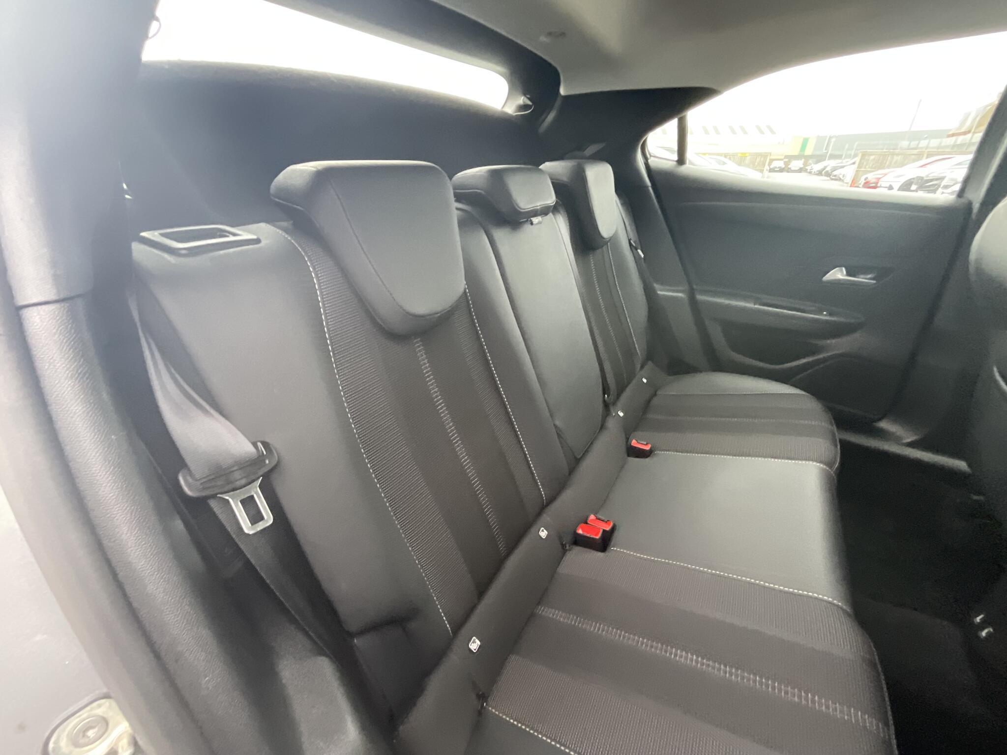 Vauxhall Mokka - Image 11