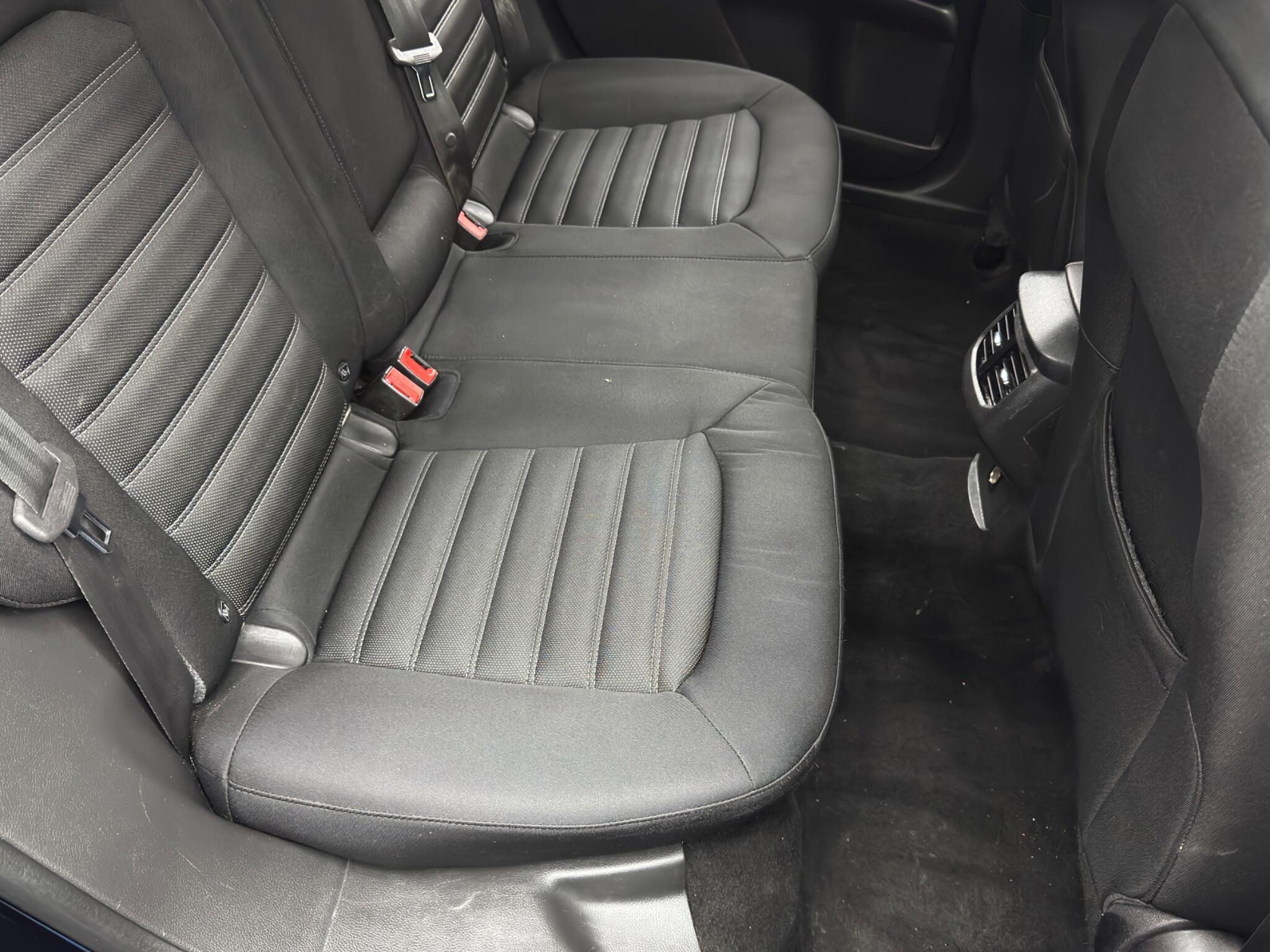 Ford Mondeo - Image 16