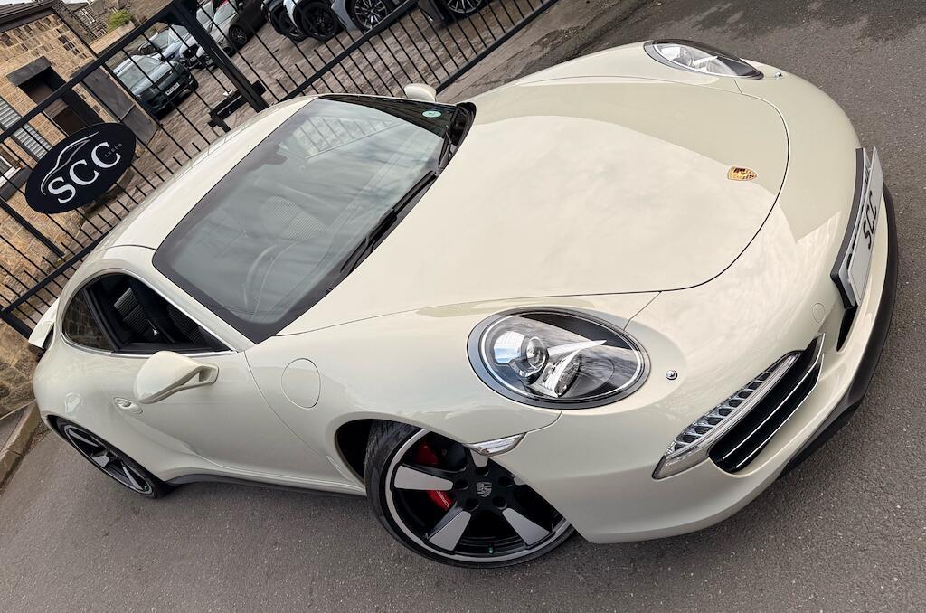 Porsche 911 - Image 8