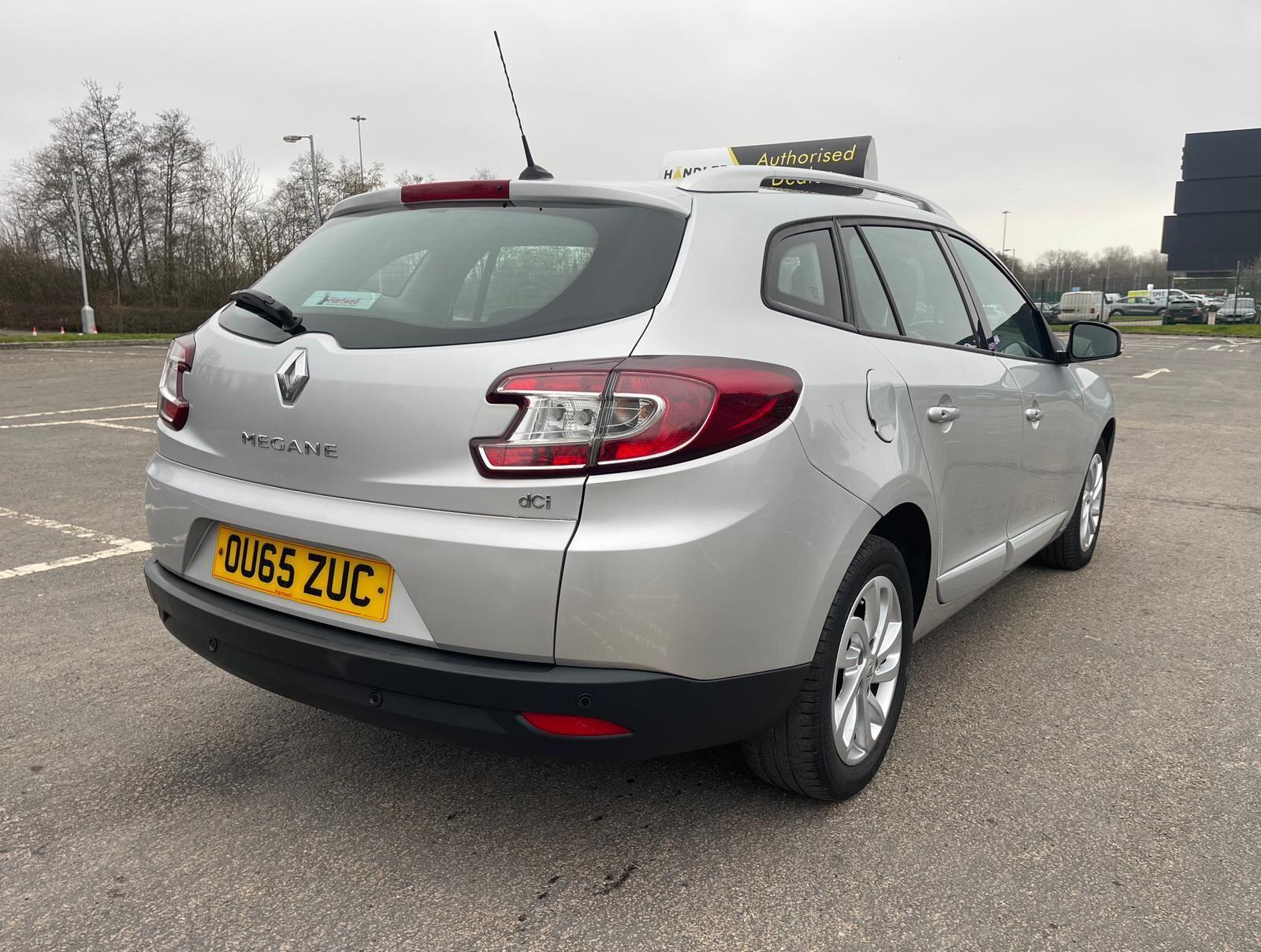 Renault Megane - Image 7