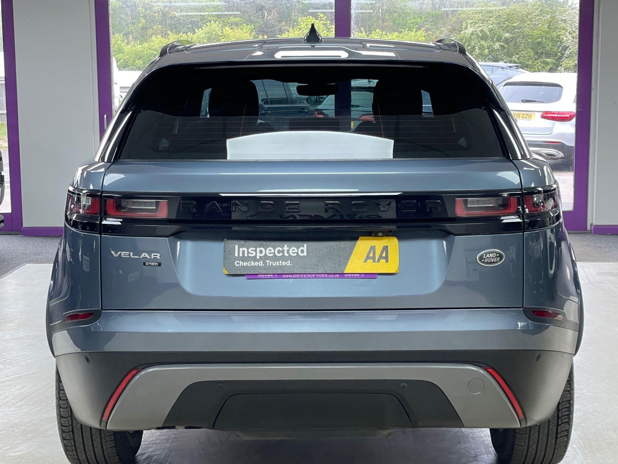 Land Rover Range Rover Velar - Image 10
