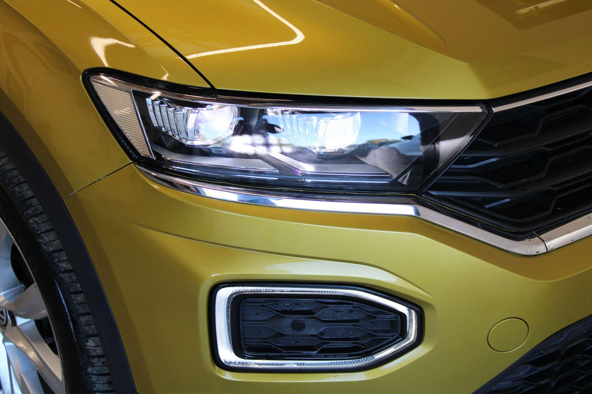 Volkswagen T-Roc - Image 17