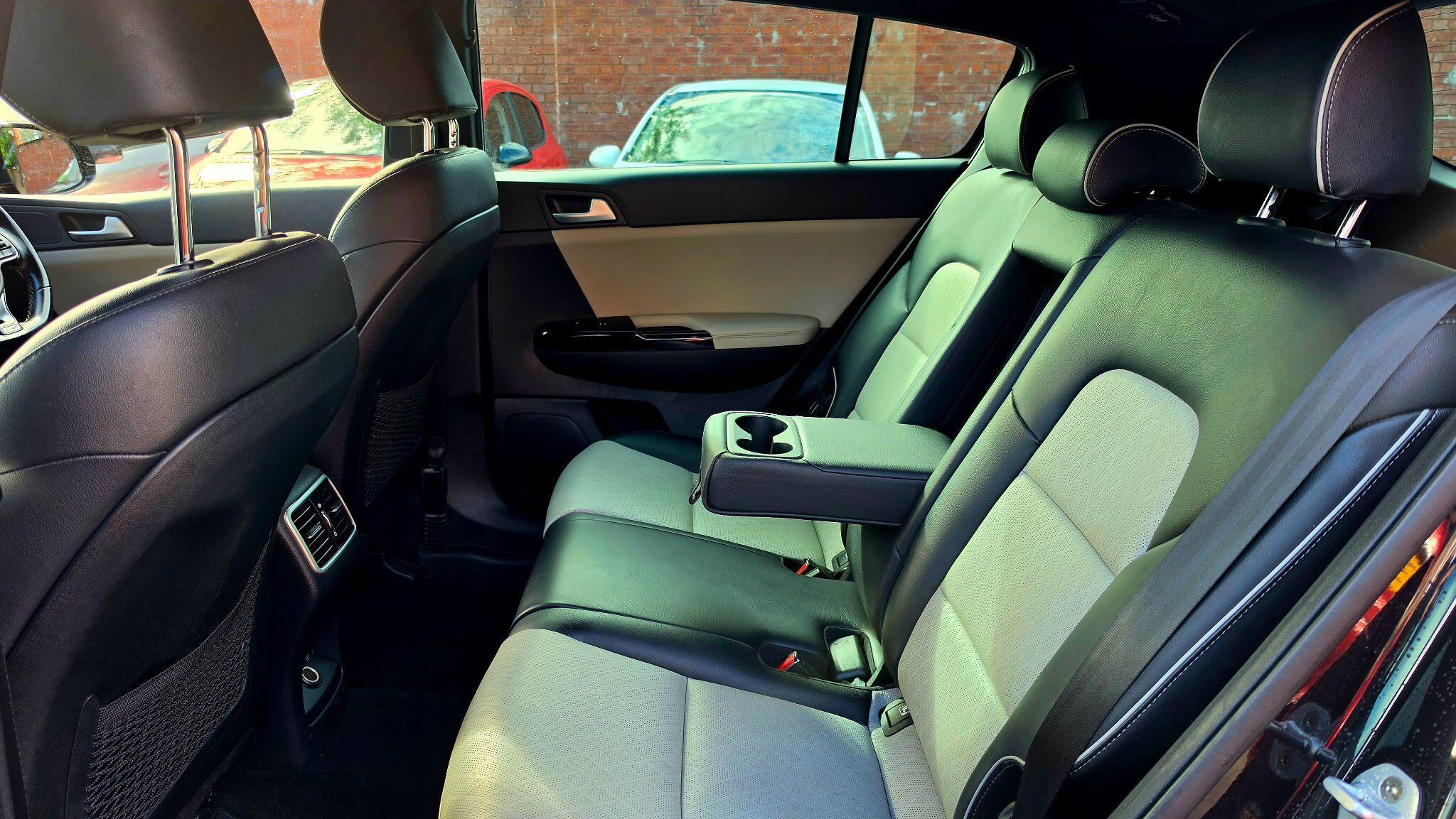 Kia Sportage - Image 16