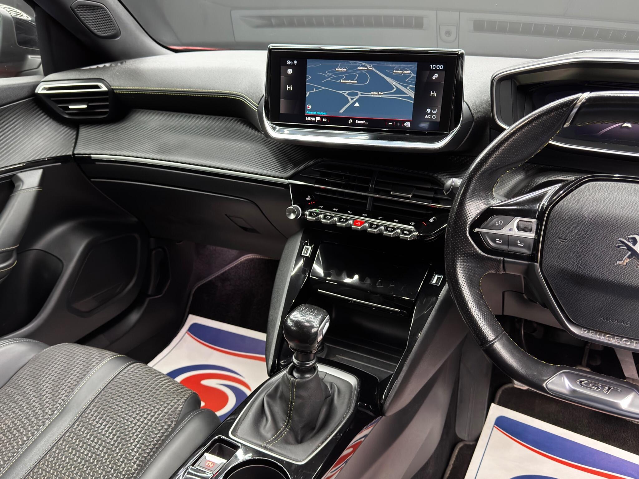 Peugeot 2008 - Image 24