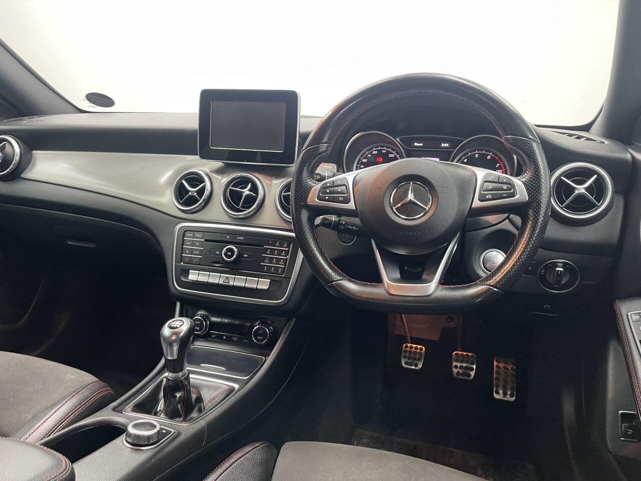 Mercedes CLA - Image 35