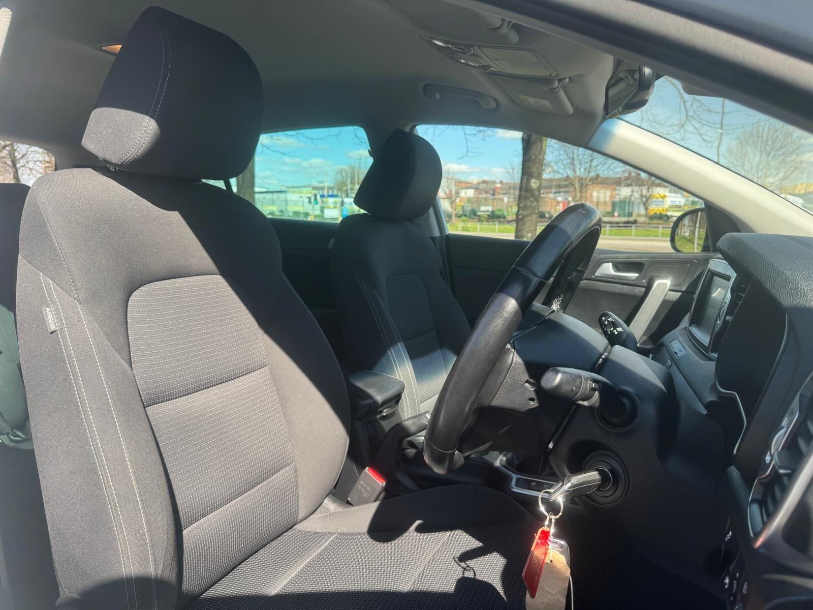 Kia Sportage - Image 38