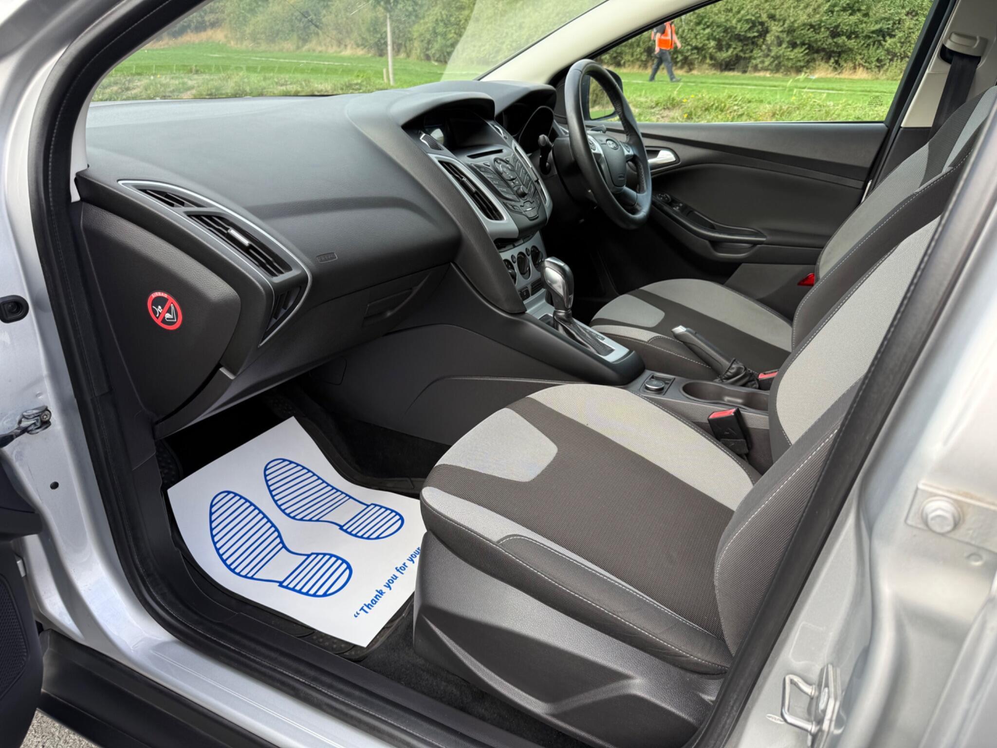 Ford Focus - Image 9